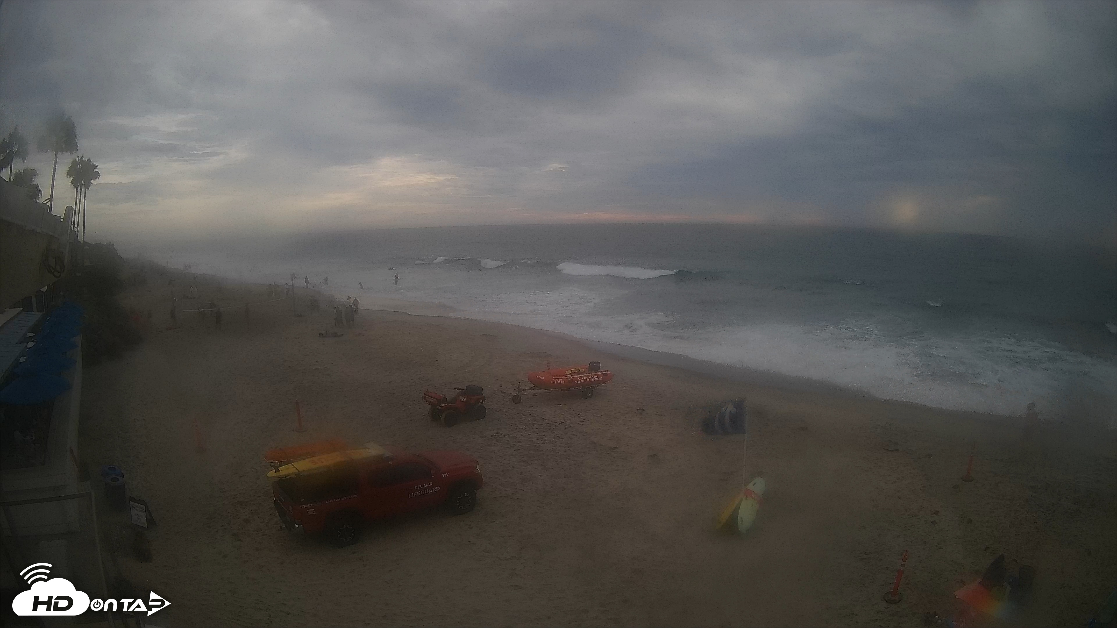 Snapshot of 17th St. Del Mar Beach - 4K SW Live Webcam taken Sep 6, 2026, 5:48pm PDT