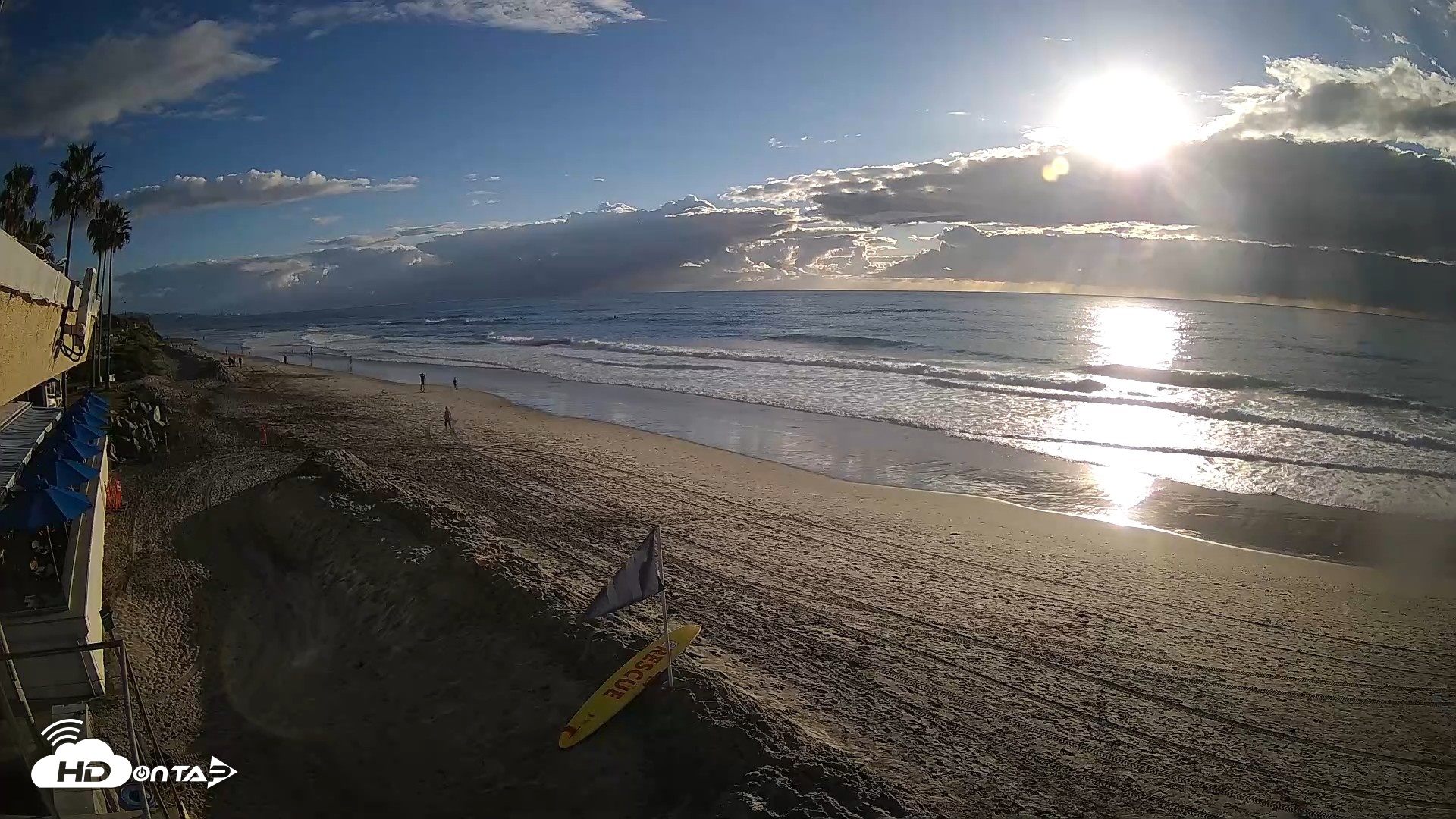 Snapshot of 17th St. Del Mar Beach - 4K SW Live Webcam taken Oct 23, 2026, 5:07pm PDT