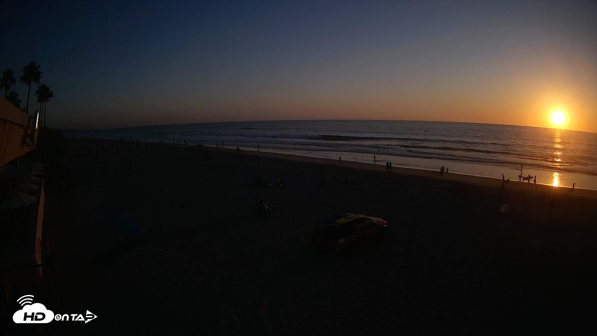 Snapshot of 17th St. Del Mar Beach - 4K SW Live Webcam taken Sep 28, 2025, 6:27pm PDT