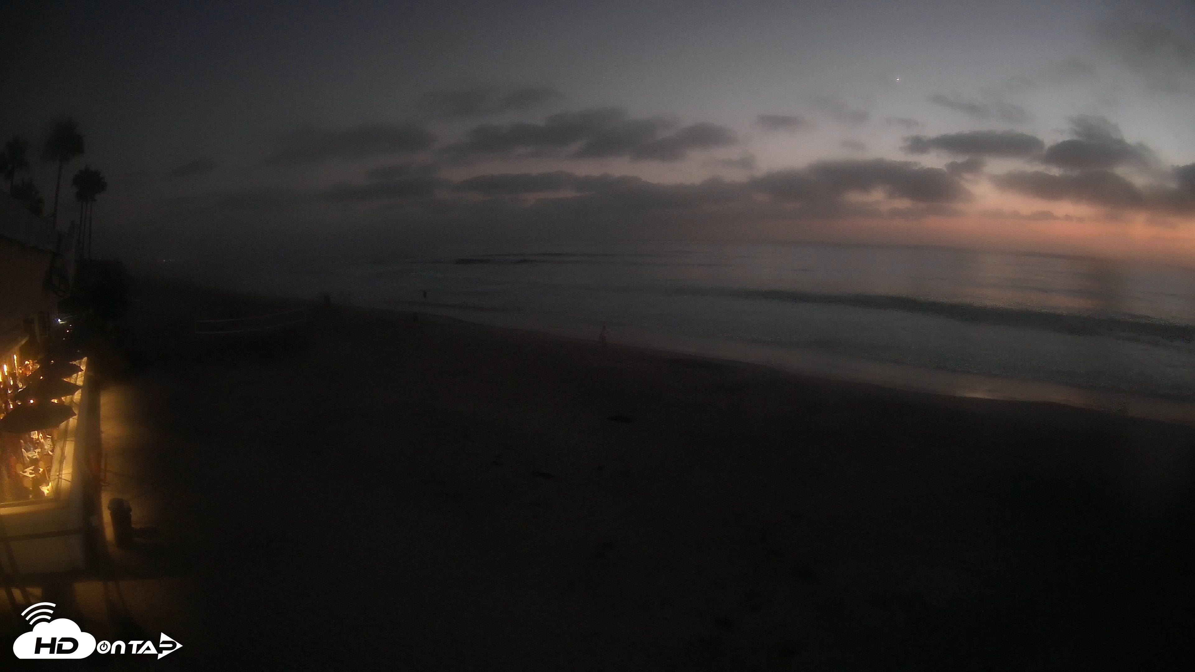 Snapshot of 17th St. Del Mar Beach - 4K SW Live Webcam taken Aug 30, 2026, 7:50pm PDT