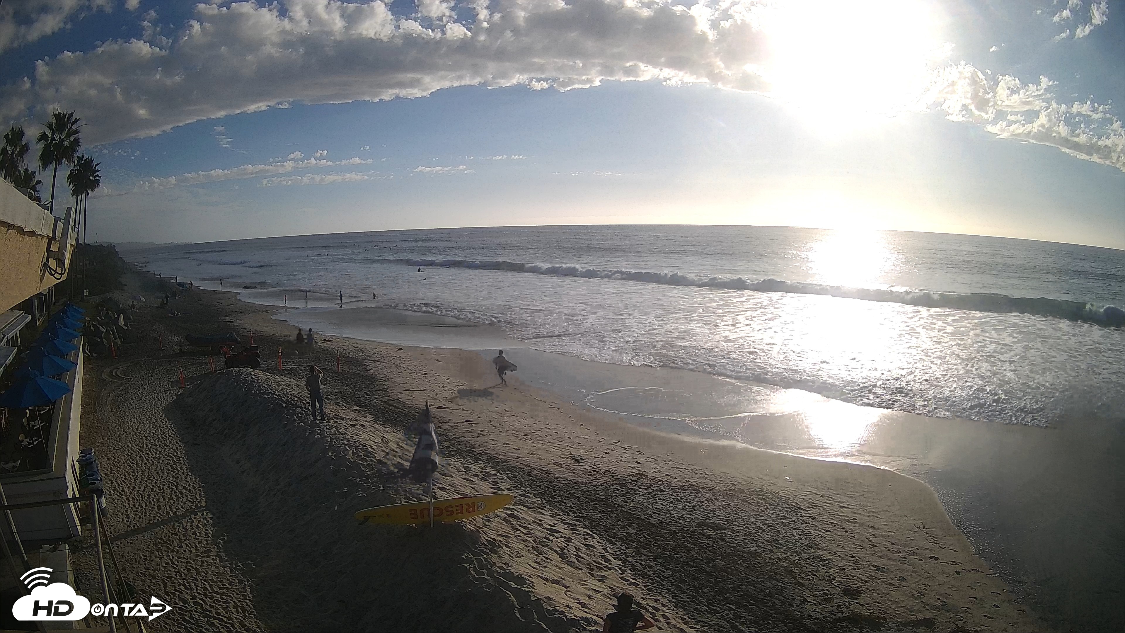 Snapshot of 17th St. Del Mar Beach - 4K SW Live Webcam taken Oct 20, 2026, 4:45pm PDT