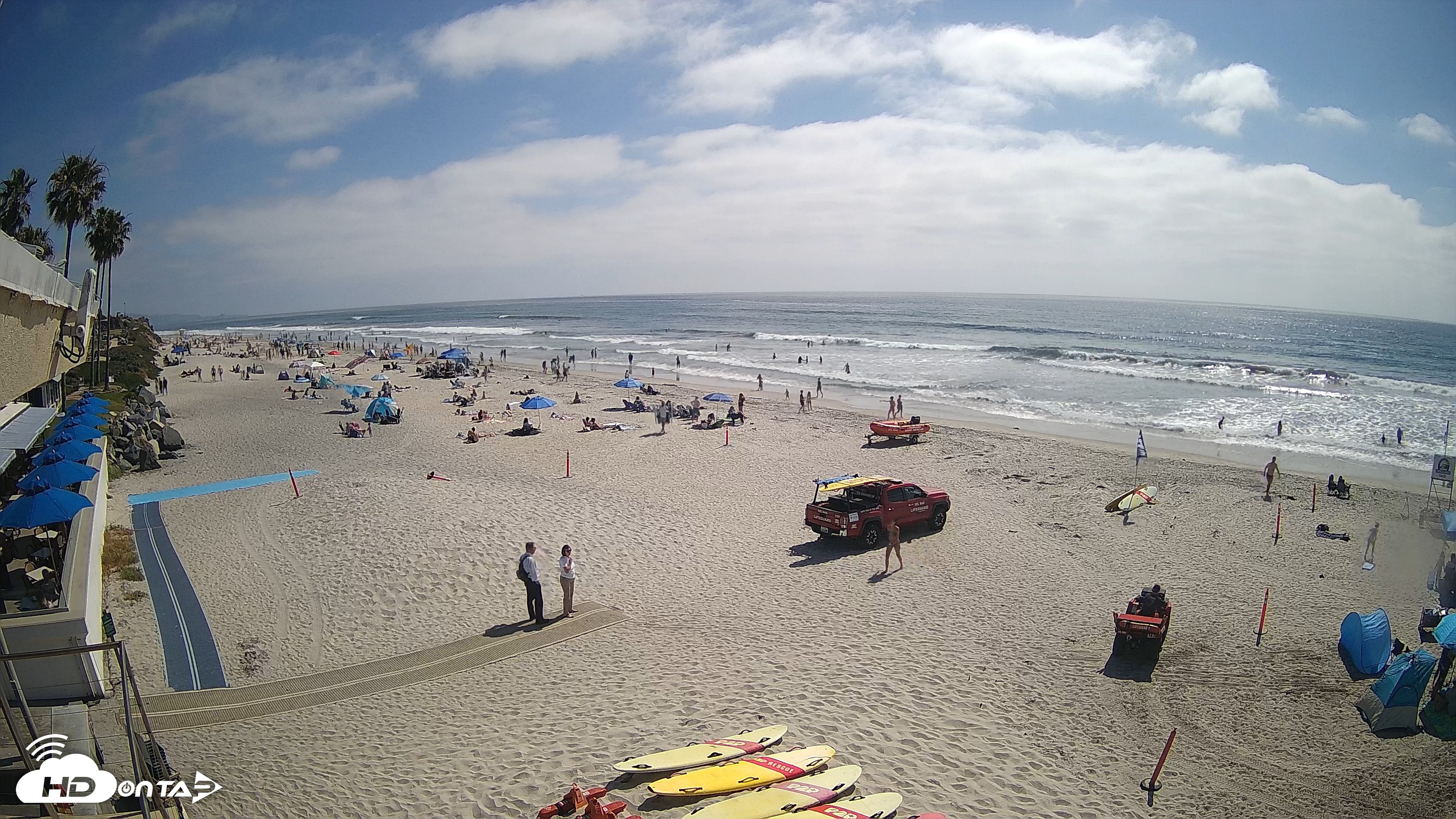 Snapshot of 17th St. Del Mar Beach - 4K SW Live Webcam taken May 9, 2026, 3:29pm PDT