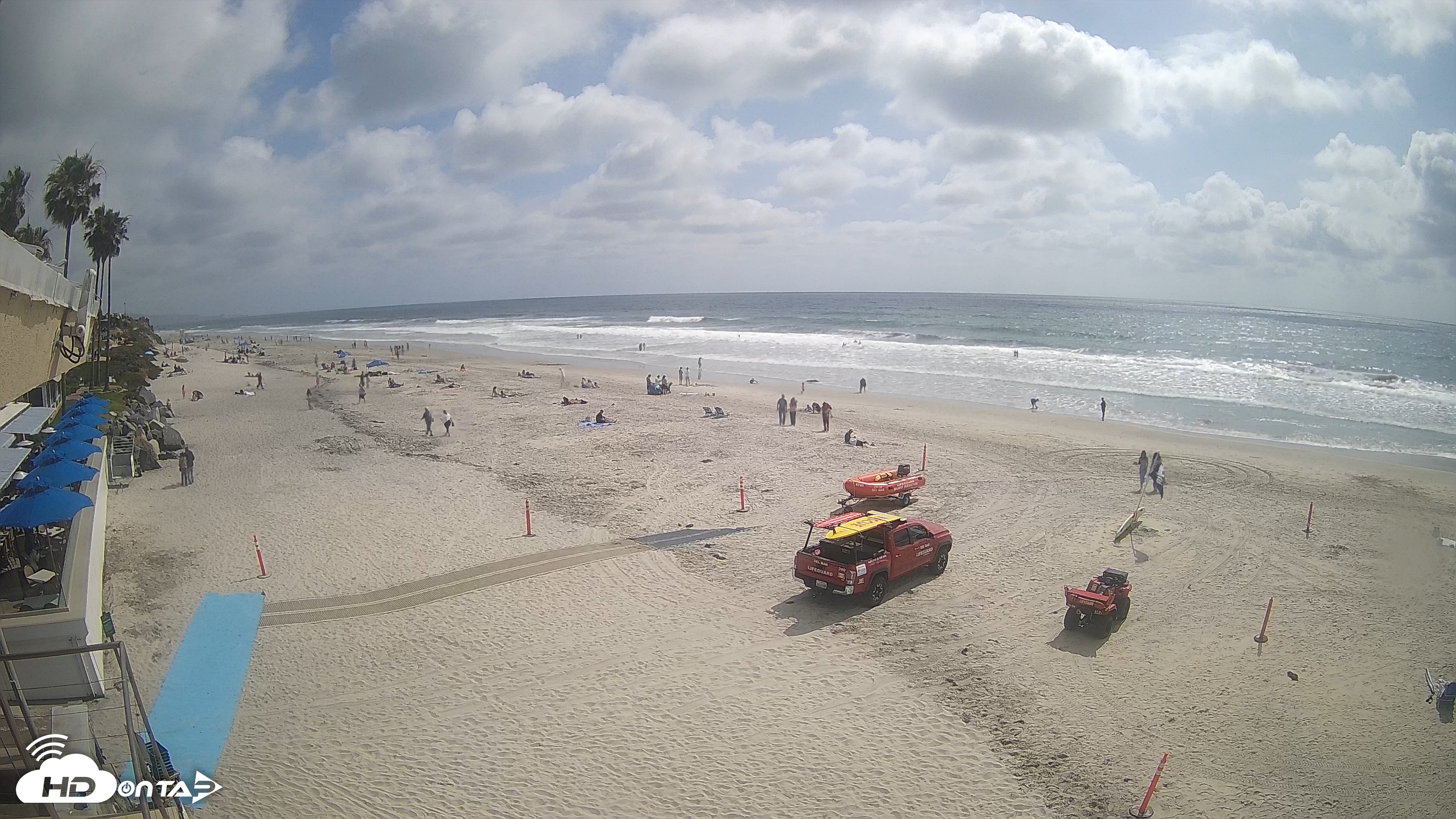 Snapshot of 17th St. Del Mar Beach - 4K SW Live Webcam taken May 16, 2026, 3:35pm PDT