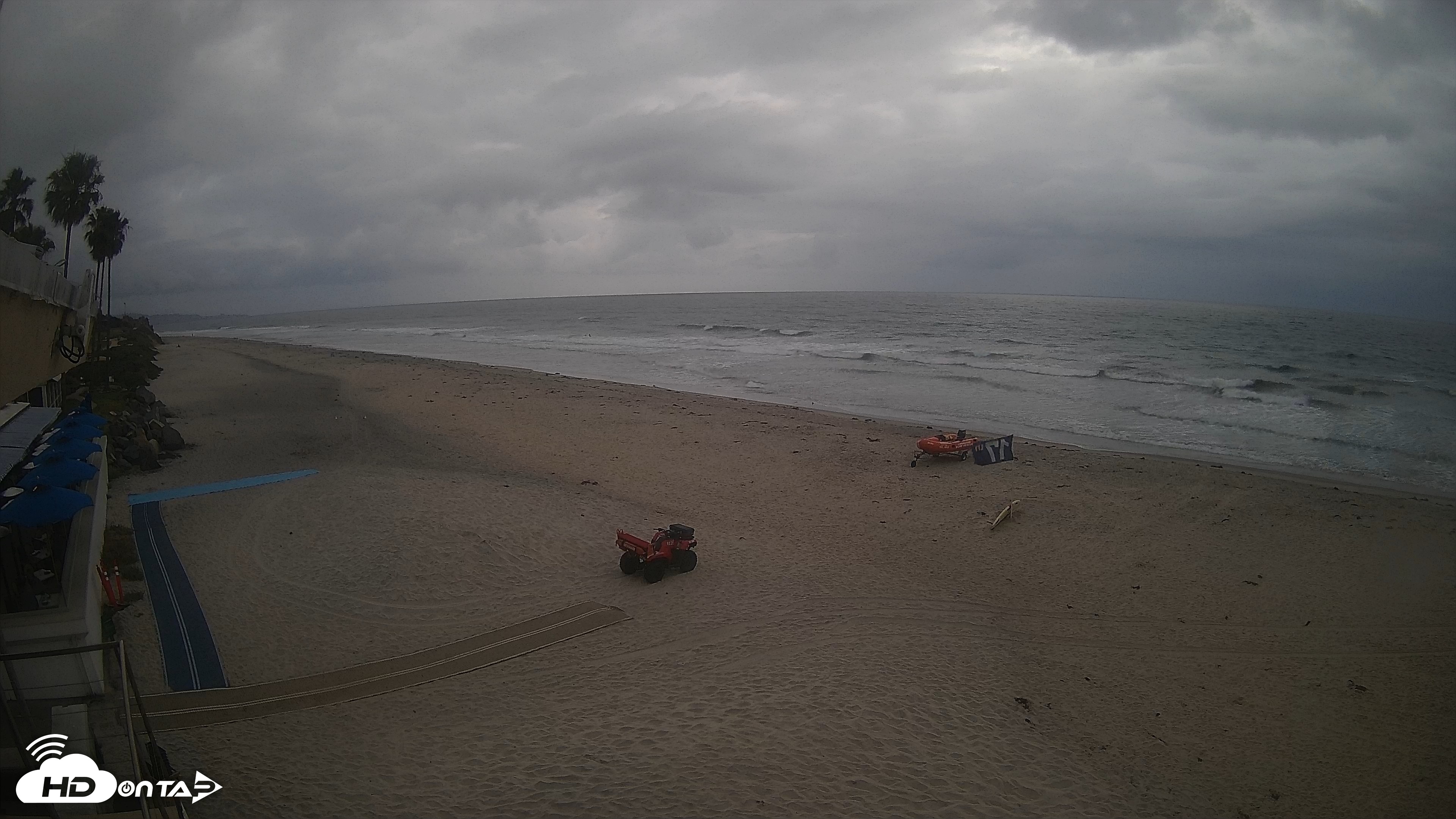 Snapshot of 17th St. Del Mar Beach - 4K SW Live Webcam taken Apr 25, 2026, 5:42pm PDT