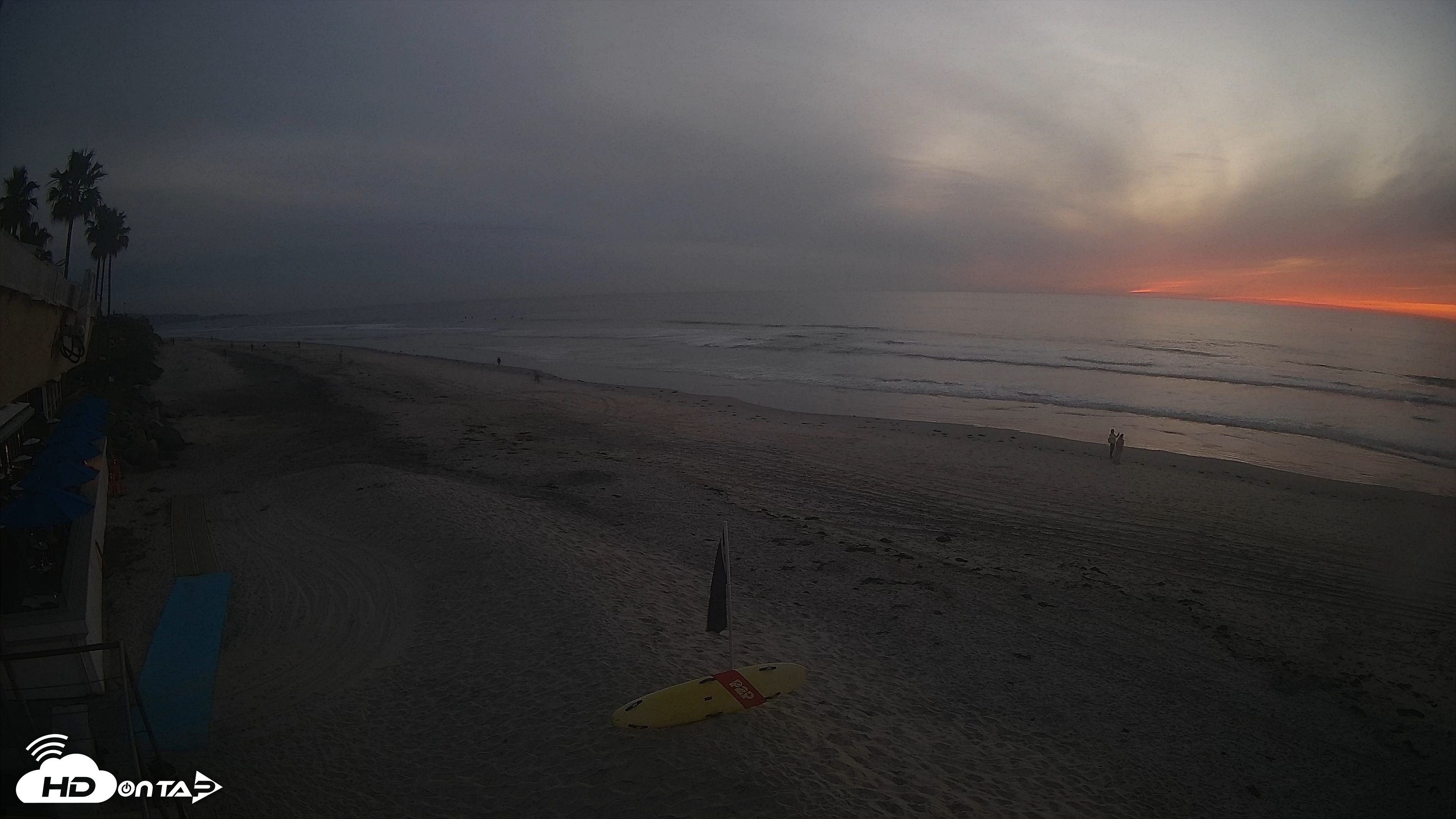 Snapshot of 17th St. Del Mar Beach - 4K SW Live Webcam taken Jan 28, 2026, 5:22pm PST