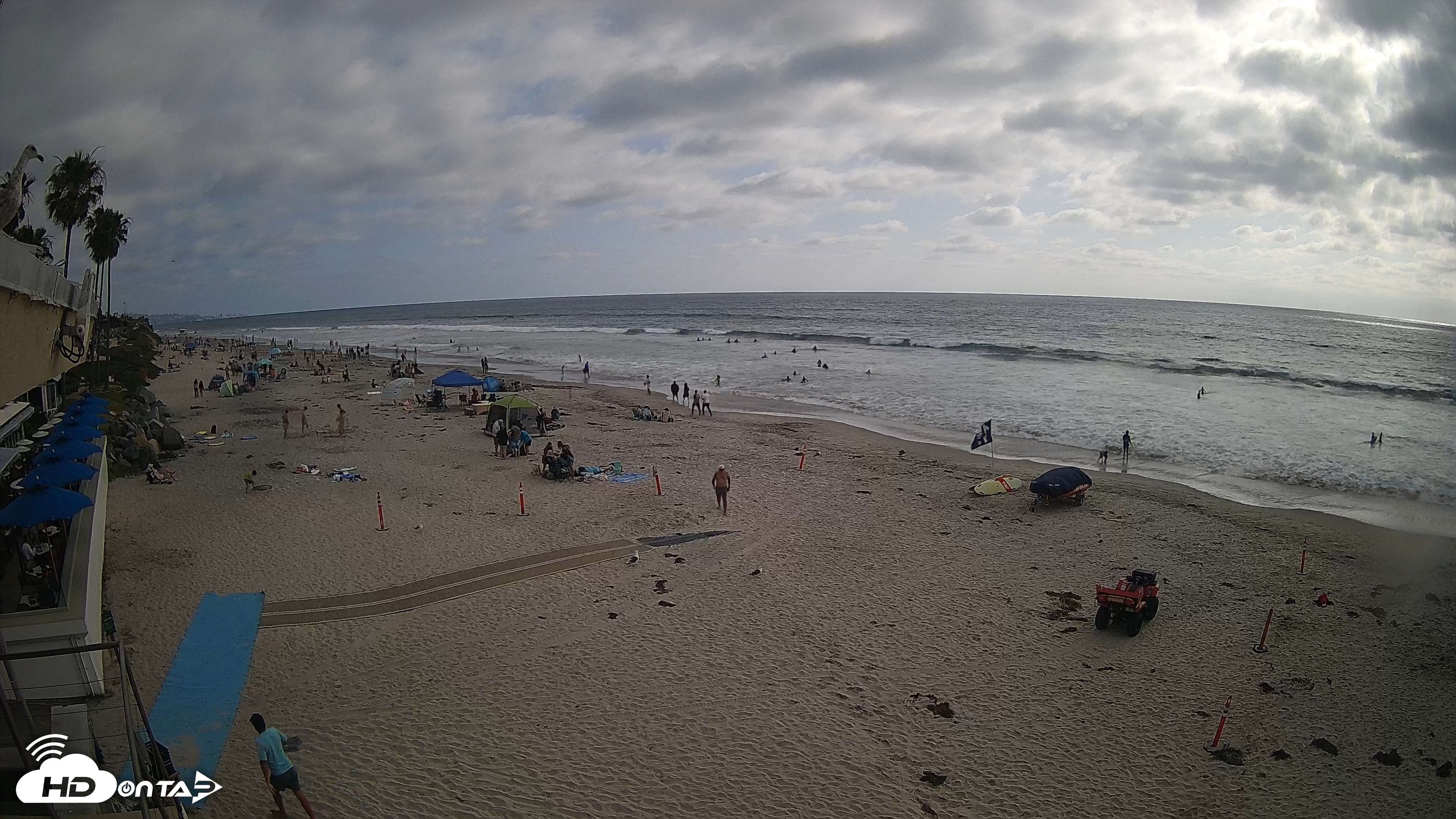 Snapshot of 17th St. Del Mar Beach - 4K SW Live Webcam taken May 23, 2026, 5:15pm PDT
