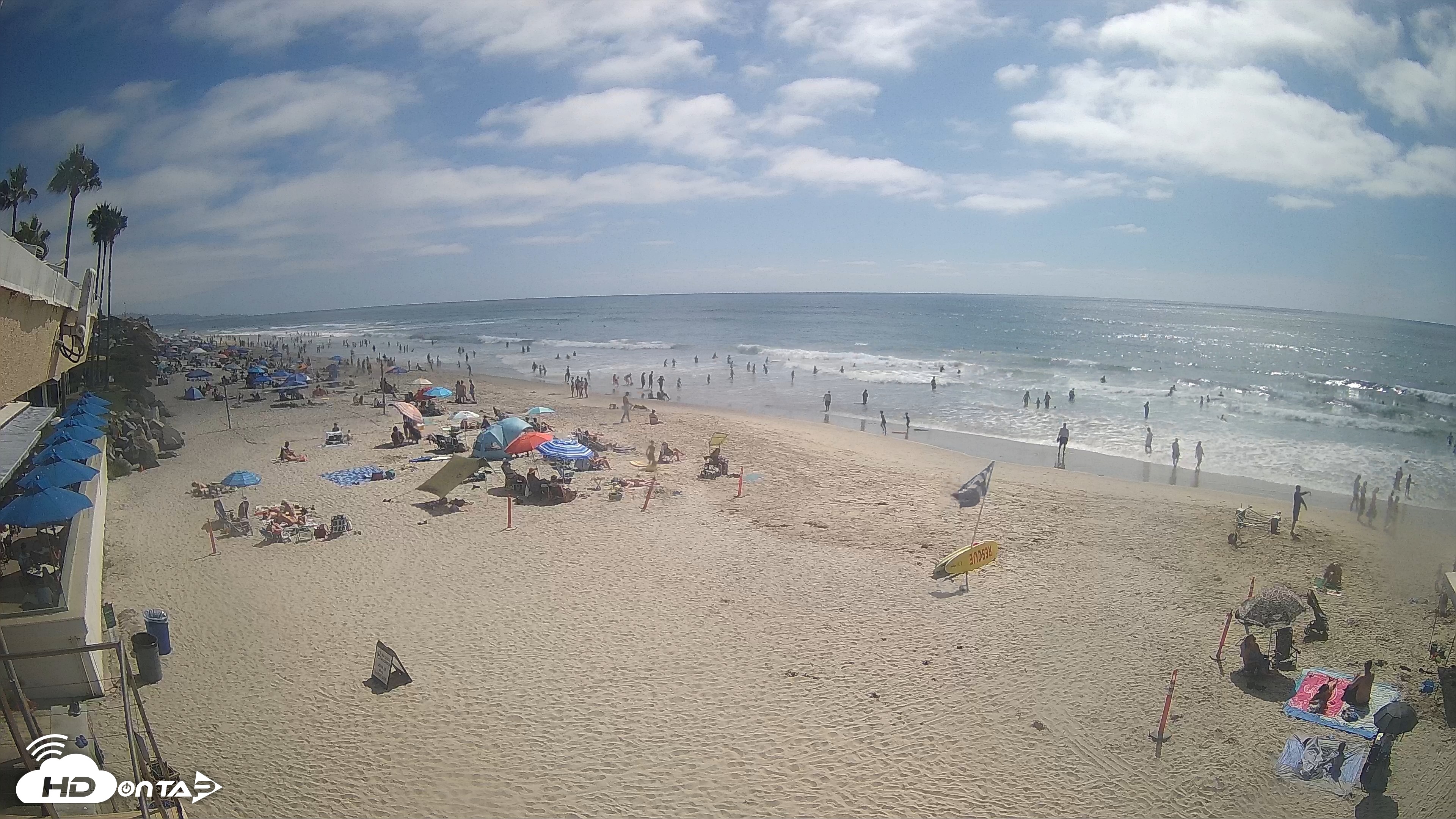 Snapshot of 17th St. Del Mar Beach - 4K SW Live Webcam taken Aug 16, 2026, 3:22pm PDT
