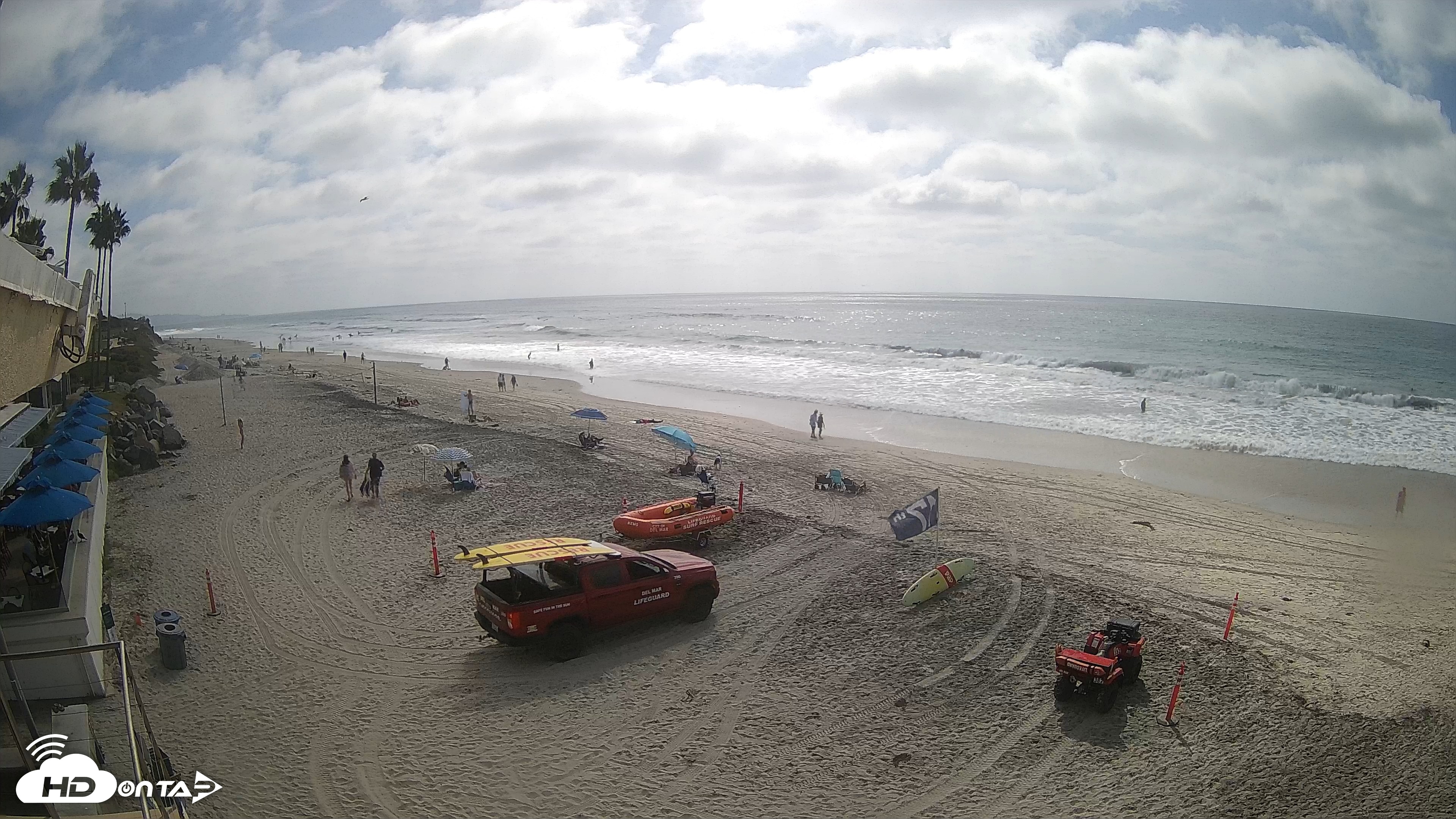Snapshot of 17th St. Del Mar Beach - 4K SW Live Webcam taken Sep 23, 2026, 2:34pm PDT