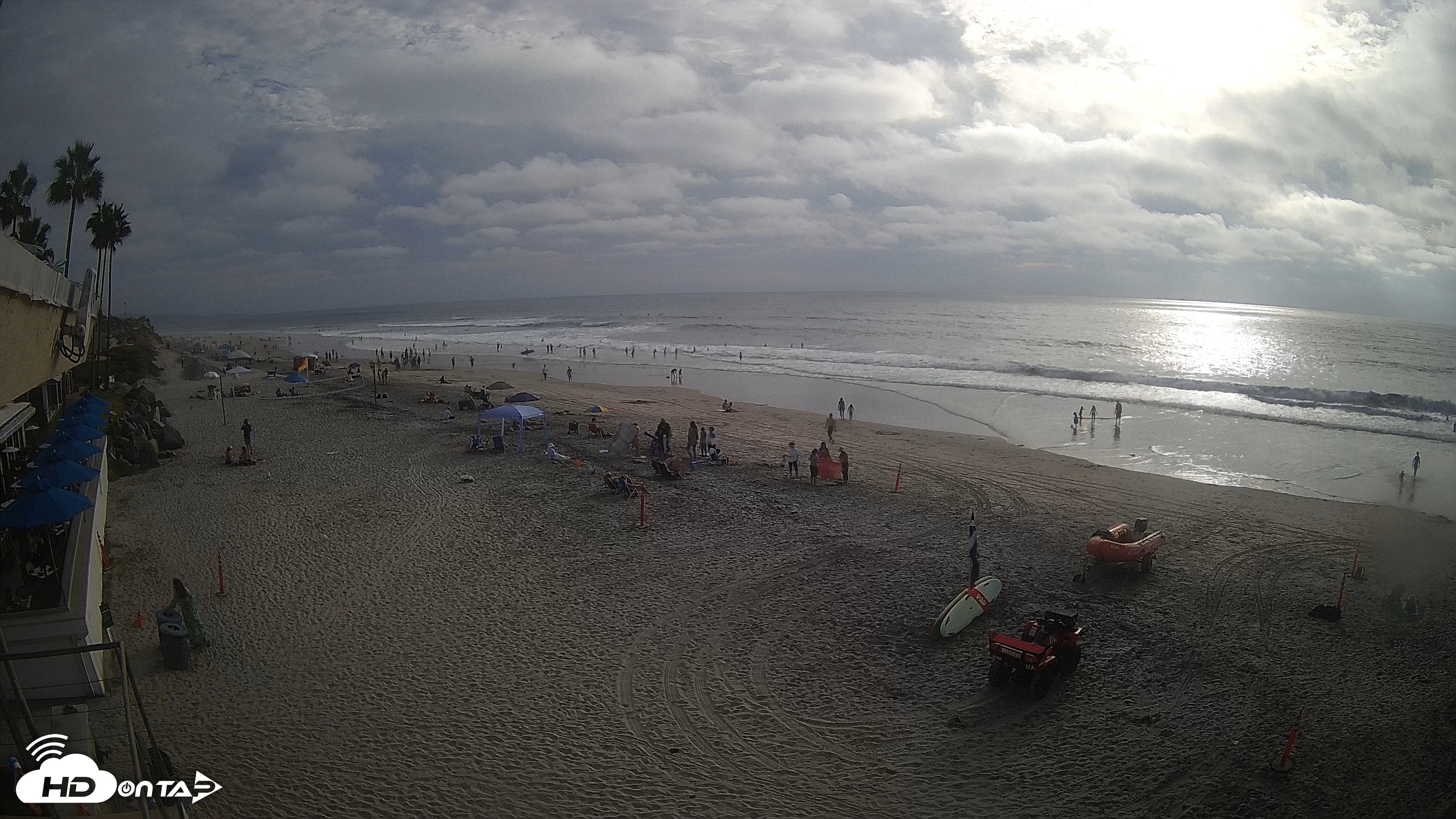 Snapshot of 17th St. Del Mar Beach - 4K SW Live Webcam taken Sep 26, 2026, 4:58pm PDT