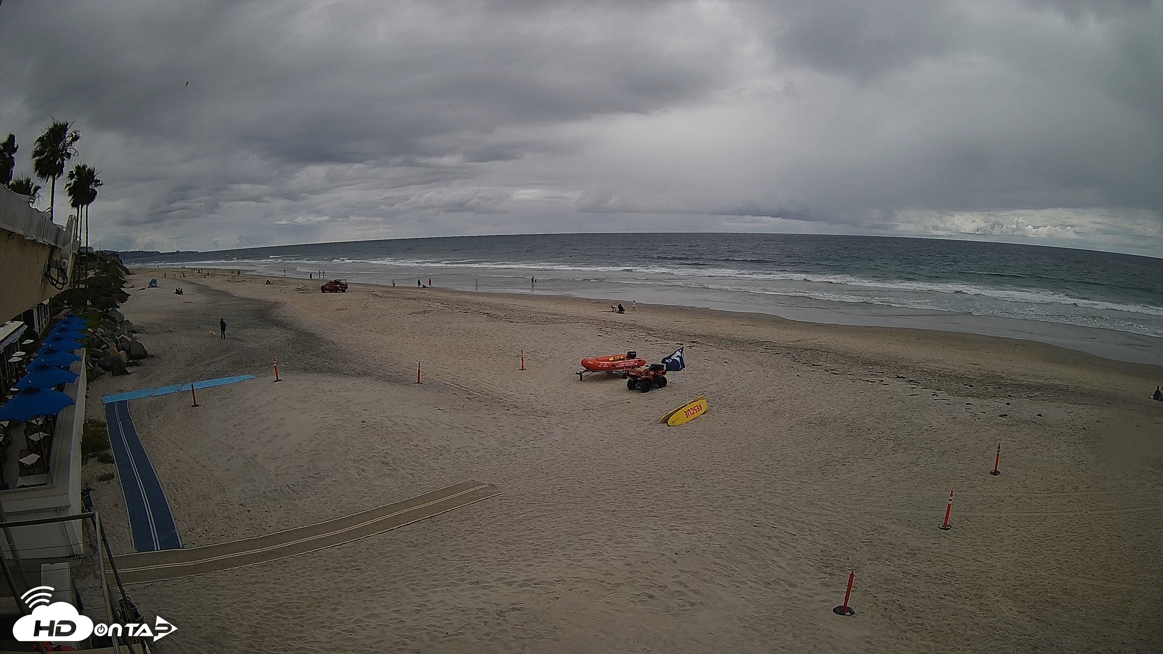 Snapshot of 17th St. Del Mar Beach - 4K SW Live Webcam taken Apr 12, 2026, 2:50pm PDT