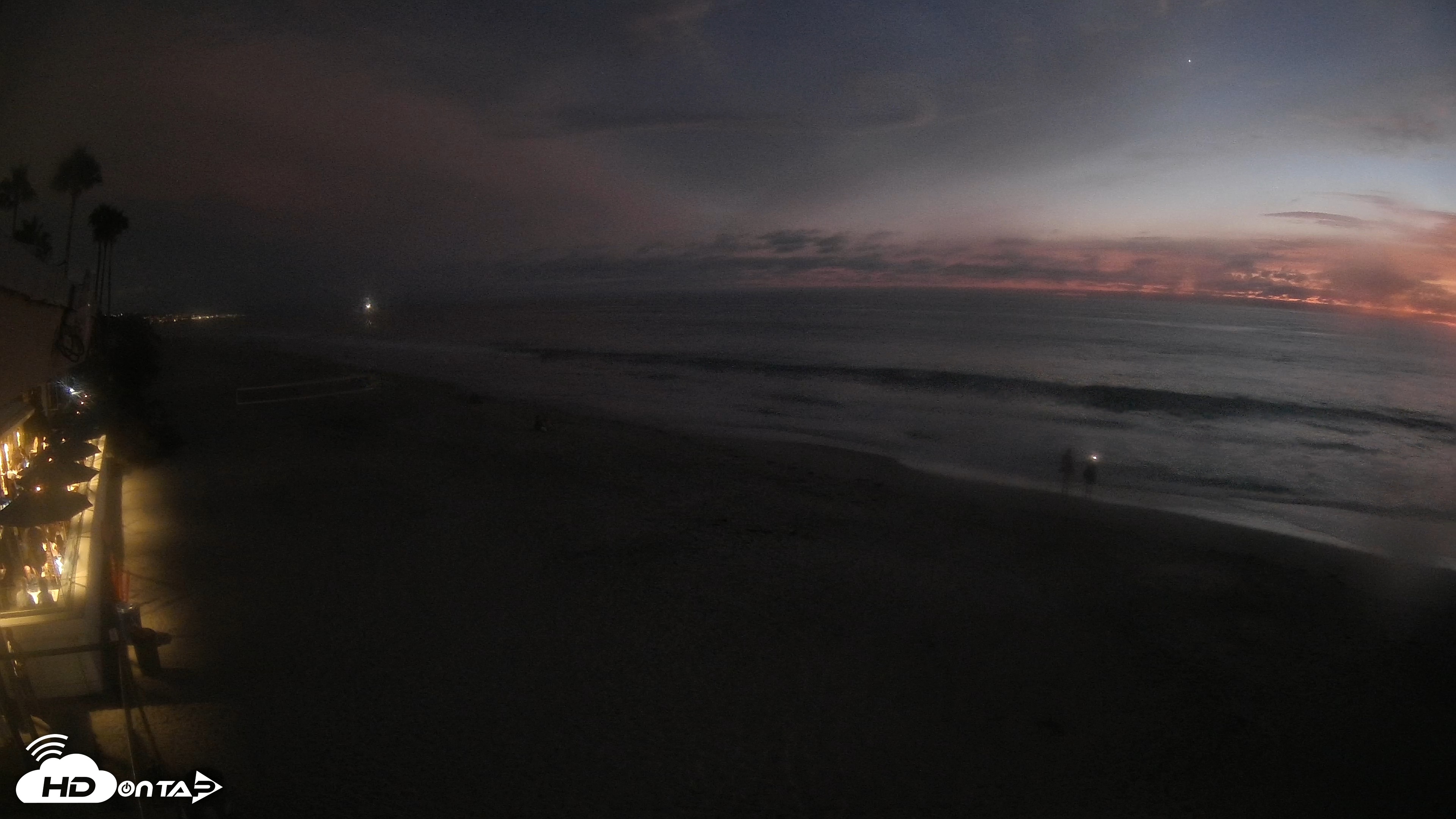 Snapshot of 17th St. Del Mar Beach - 4K SW Live Webcam taken Aug 13, 2026, 8:13pm PDT