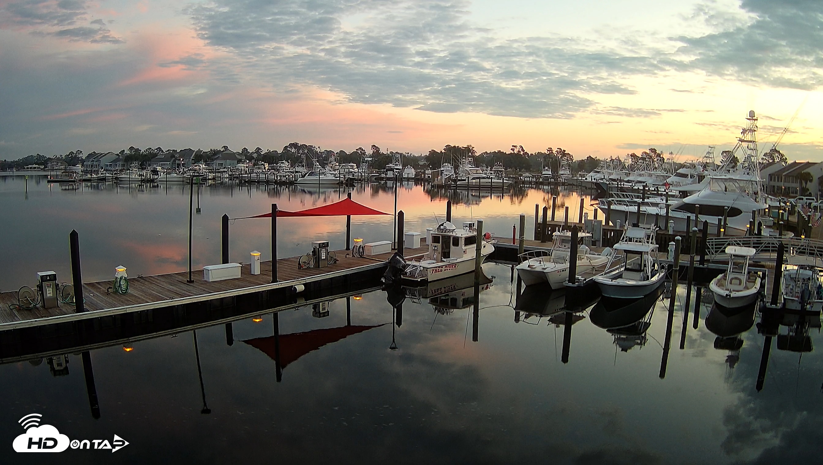 Snapshot of Point South Bay Point Marina Live Webcam taken May 27, 2025, 5:39am CDT