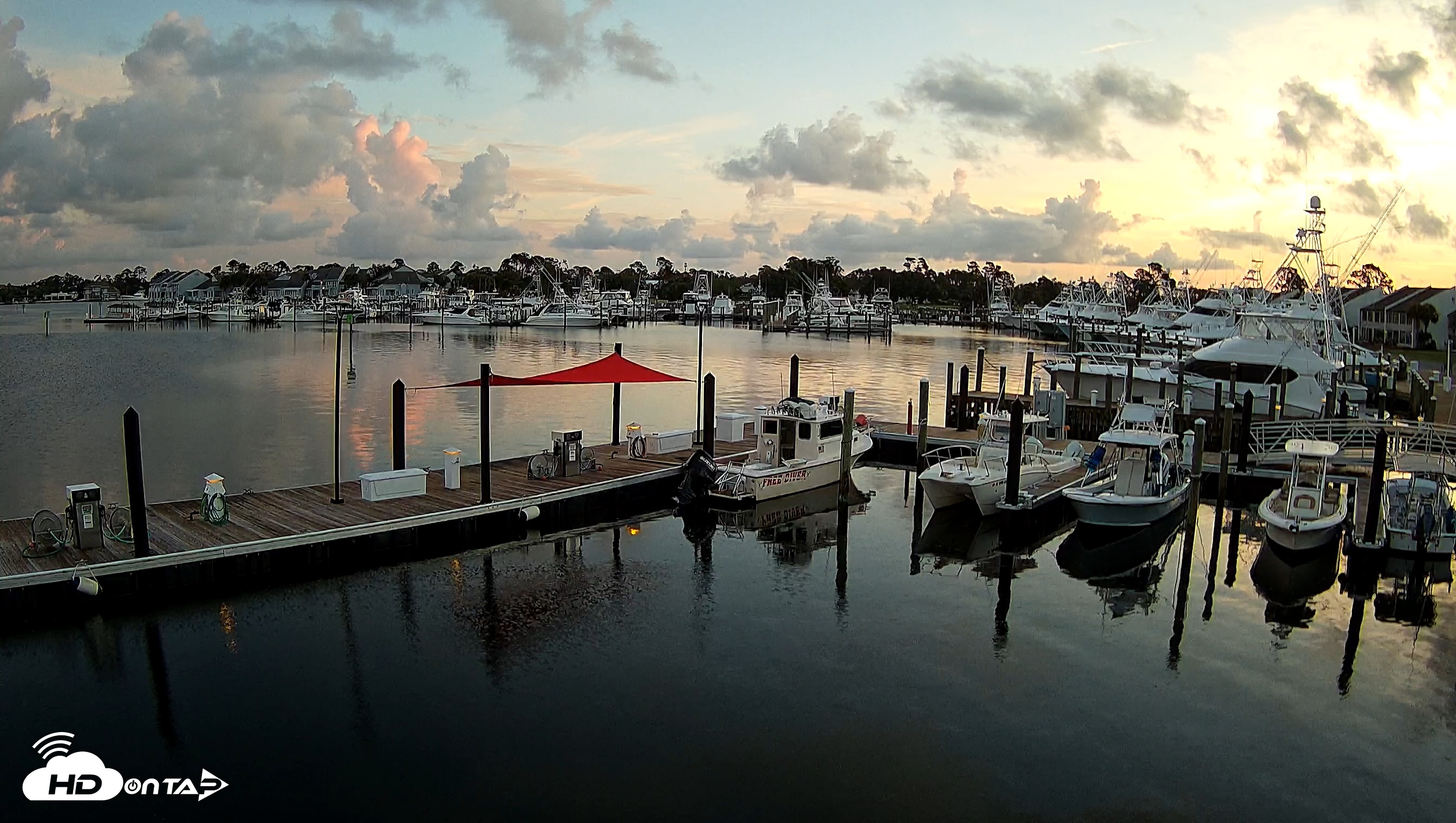 Snapshot of Point South Bay Point Marina Live Webcam taken Jun 13, 2025, 5:41am CDT