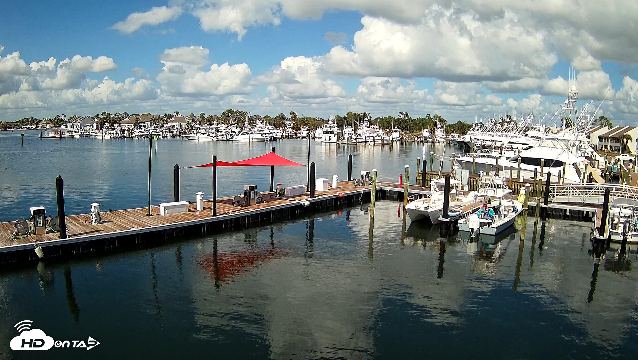 Snapshot of Point South Bay Point Marina Live Webcam taken Oct 7, 2025, 1:47pm CDT