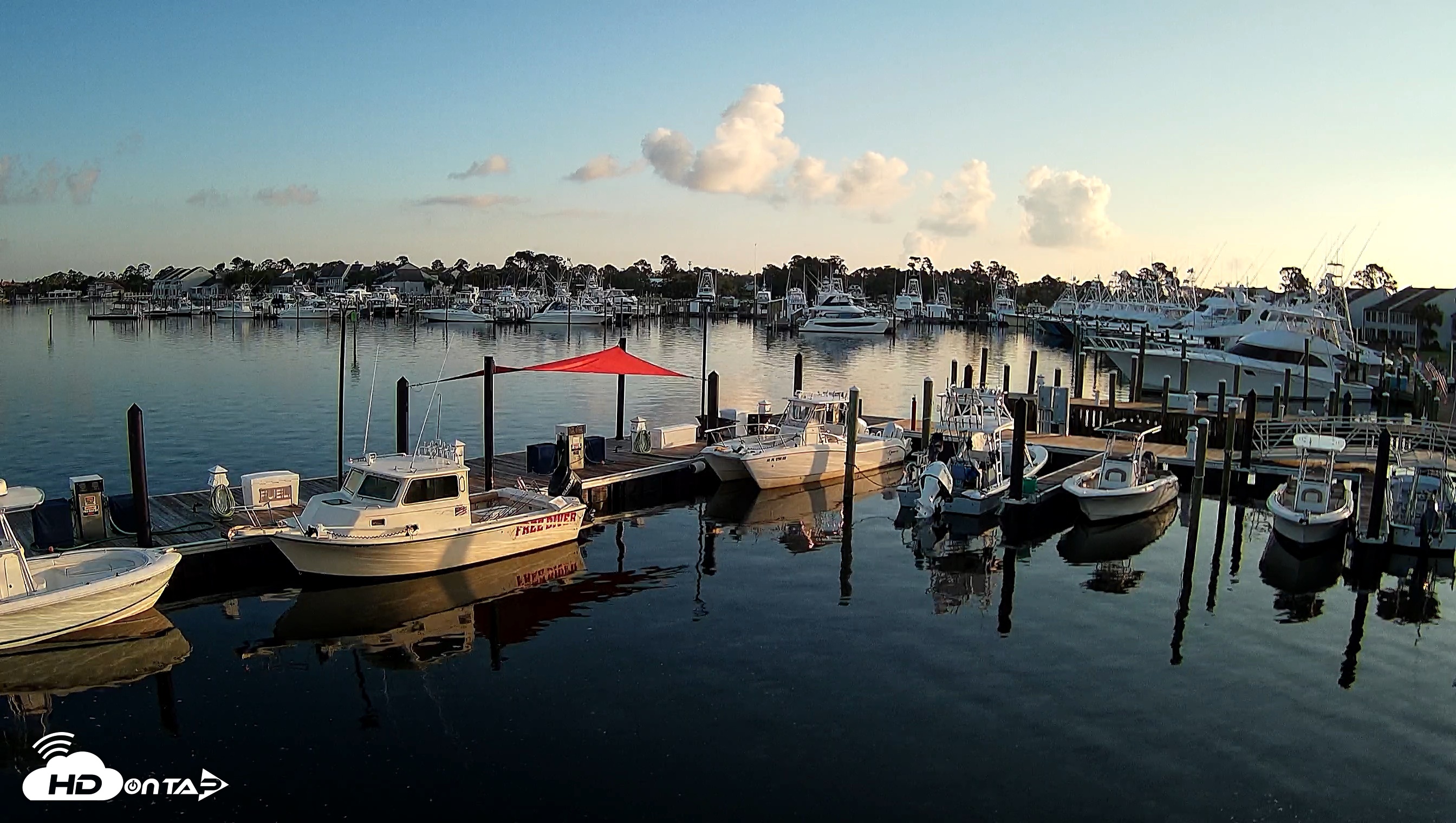 Snapshot of Point South Bay Point Marina Live Webcam taken Jun 11, 2026, 6:32am CDT