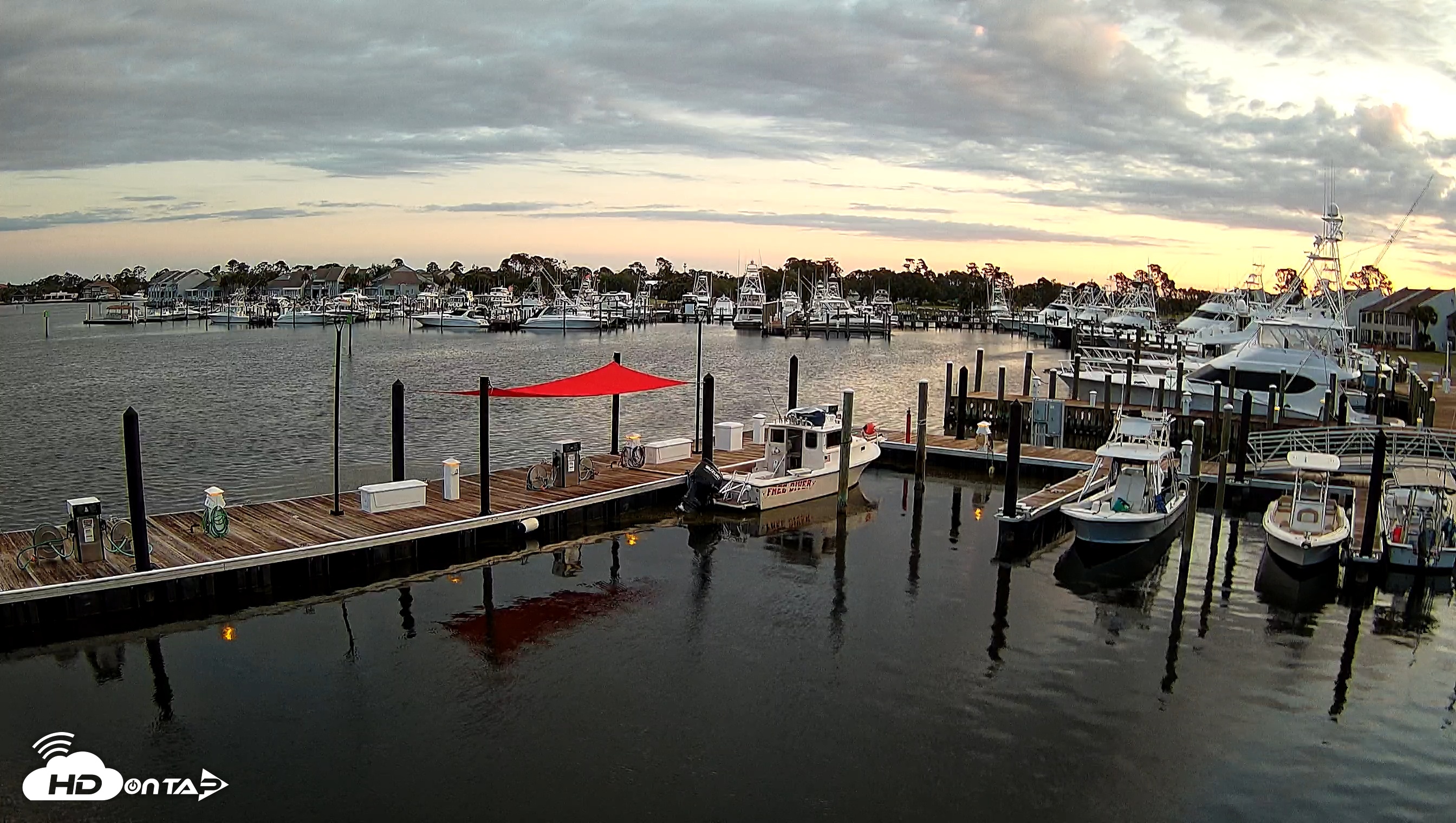 Snapshot of Point South Bay Point Marina Live Webcam taken May 31, 2025, 5:45am CDT