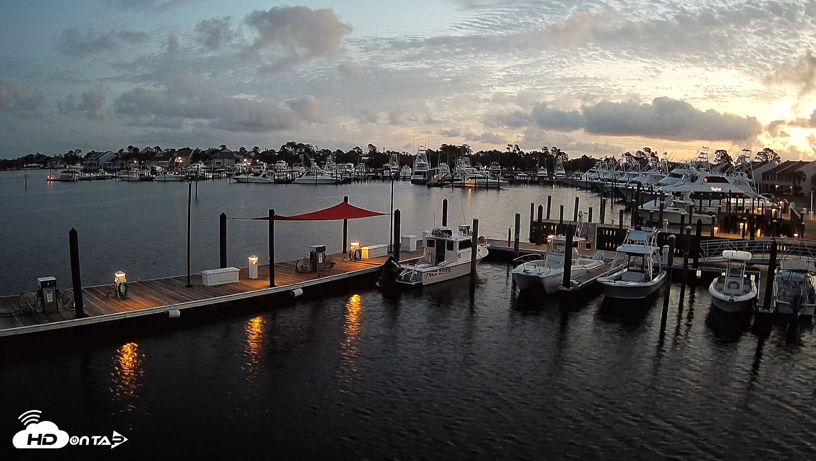 Snapshot of Point South Bay Point Marina Live Webcam taken May 20, 2025, 5:26am CDT