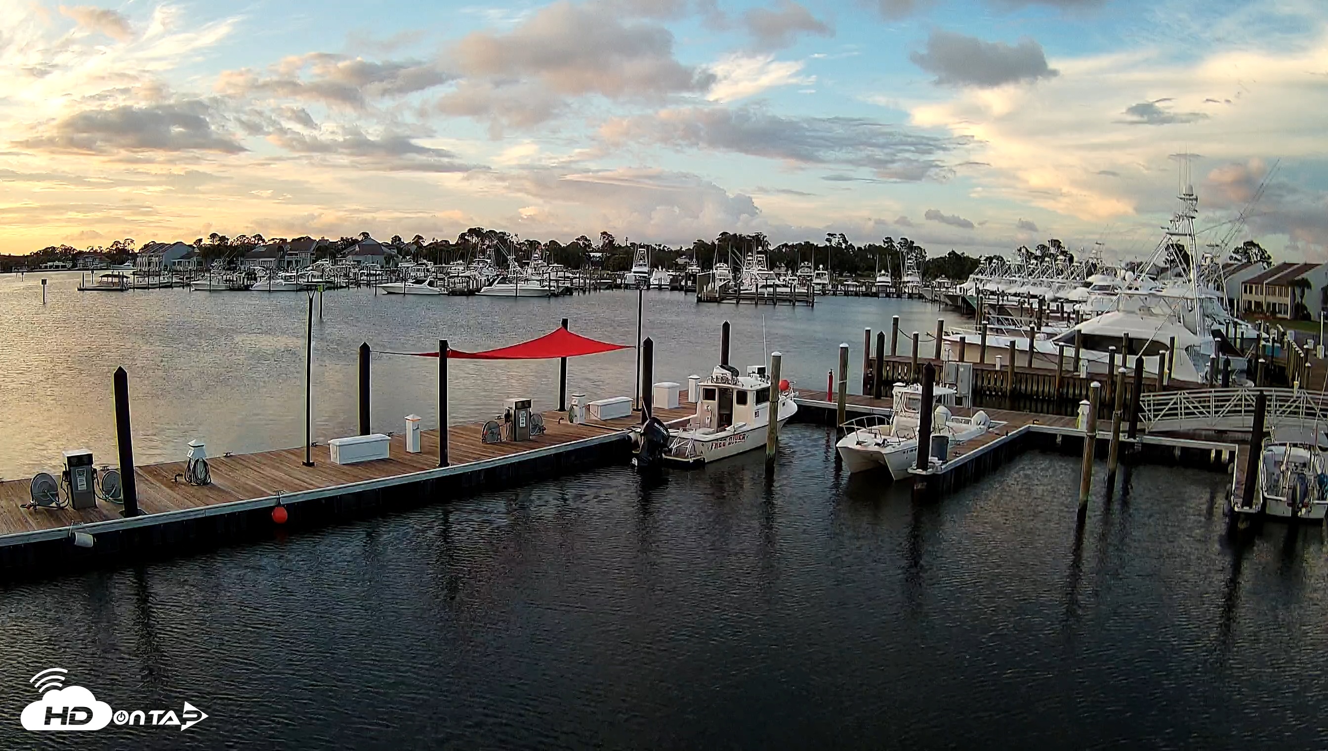 Snapshot of Point South Bay Point Marina Live Webcam taken Jul 24, 2025, 7:25pm CDT
