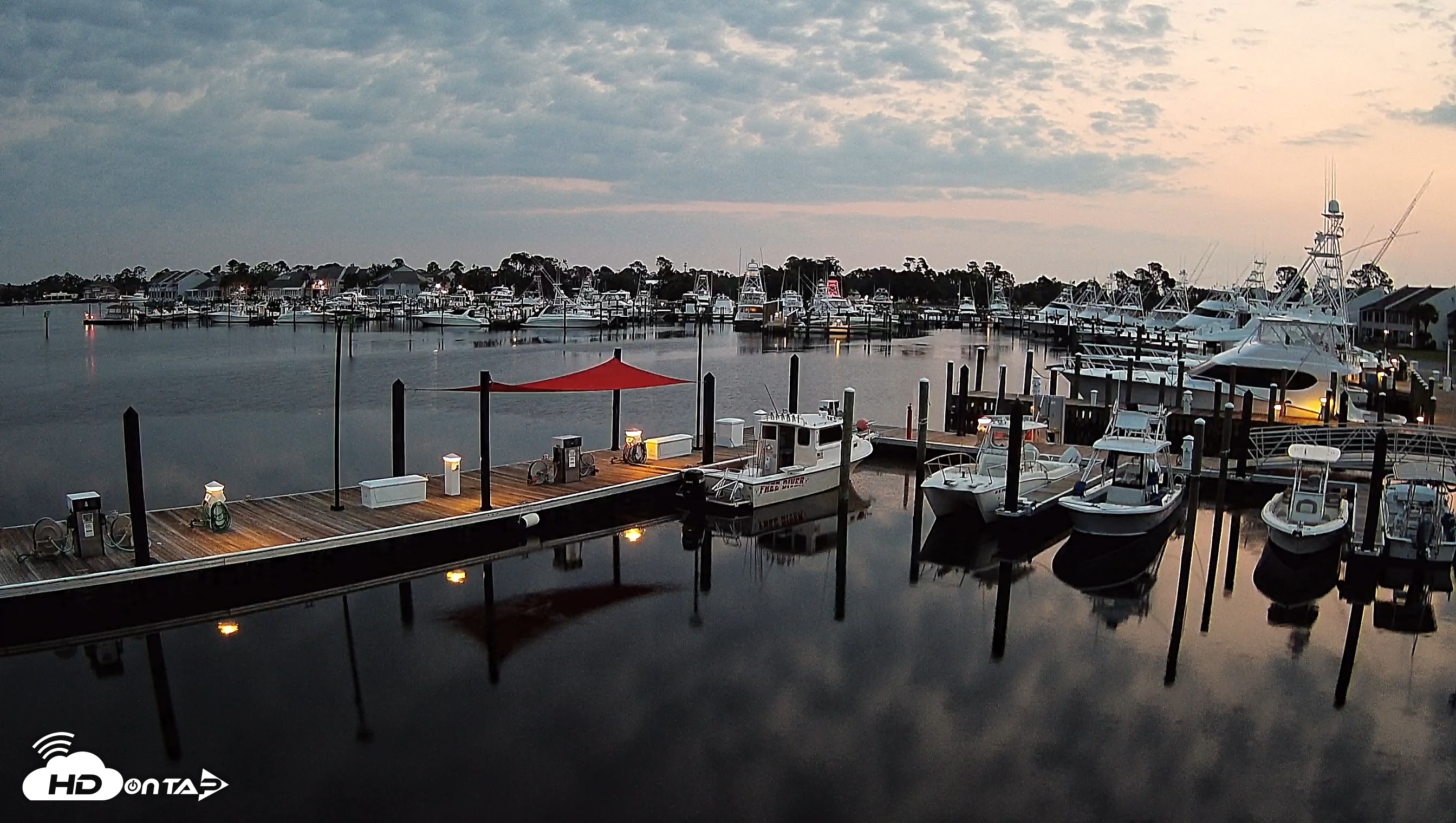 Snapshot of Point South Bay Point Marina Live Webcam taken Jun 3, 2025, 5:23am CDT