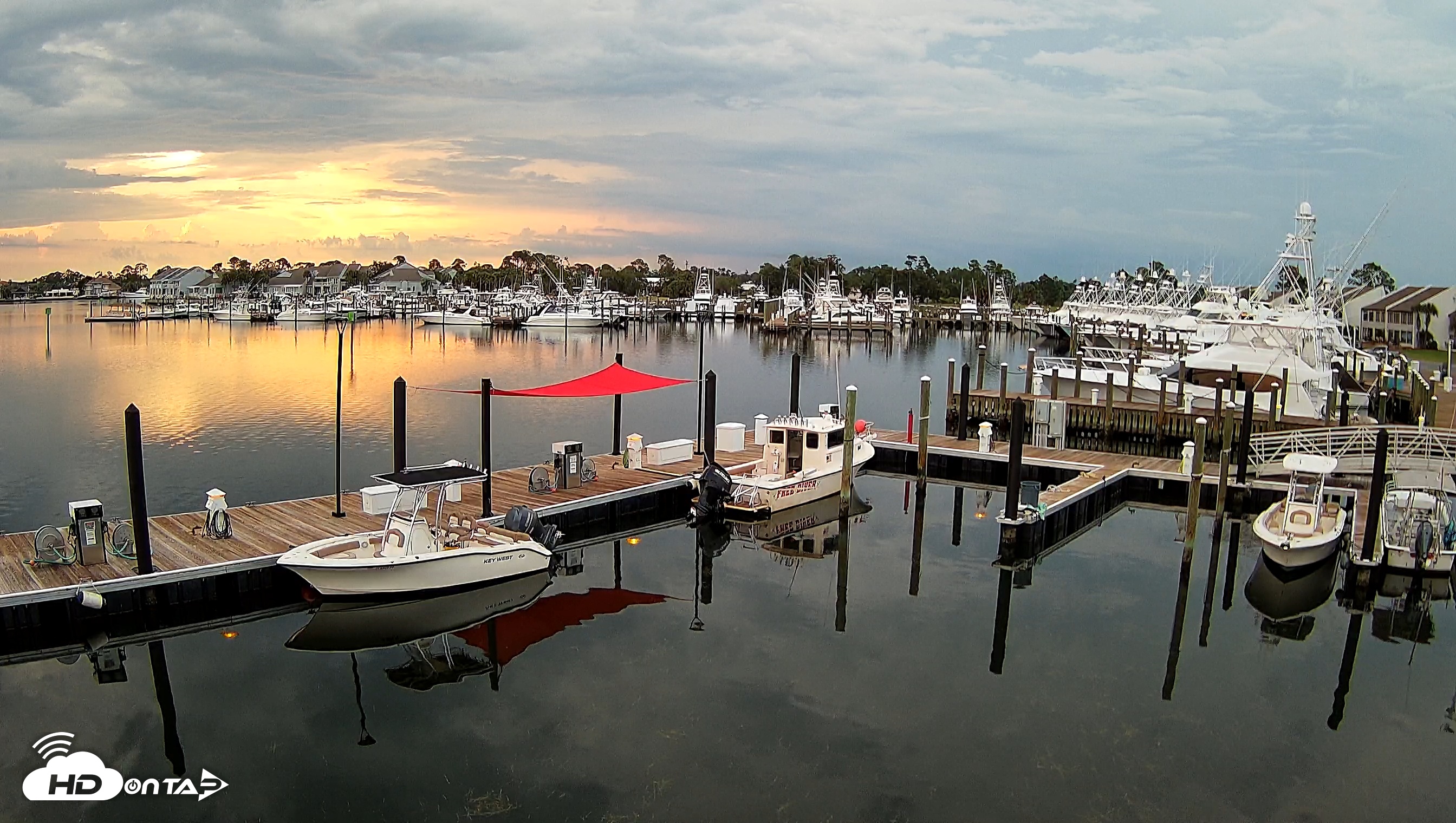 Snapshot of Point South Bay Point Marina Live Webcam taken Jul 23, 2025, 7:24pm CDT