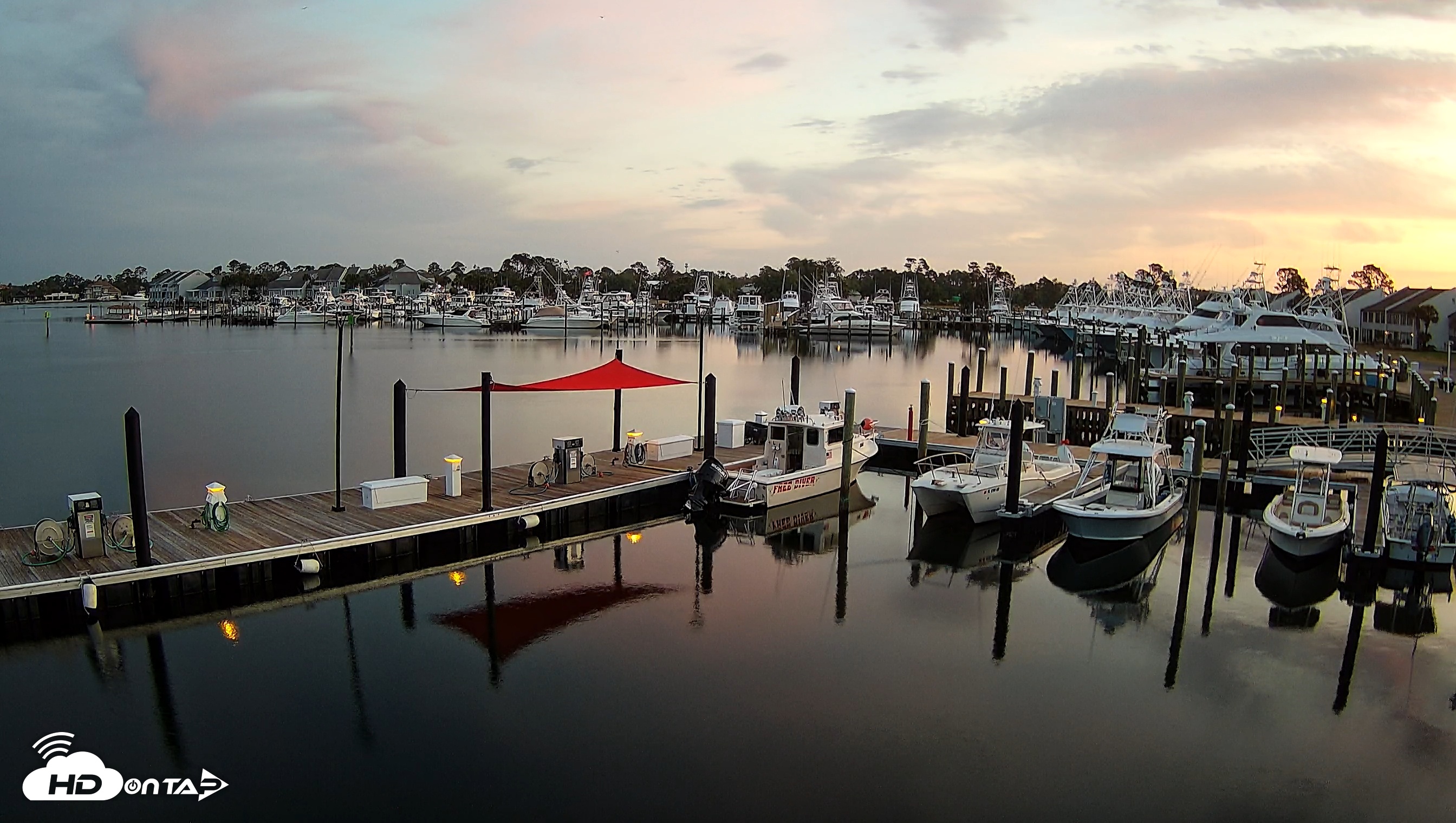 Snapshot of Point South Bay Point Marina Live Webcam taken May 1, 2025, 5:51am CDT