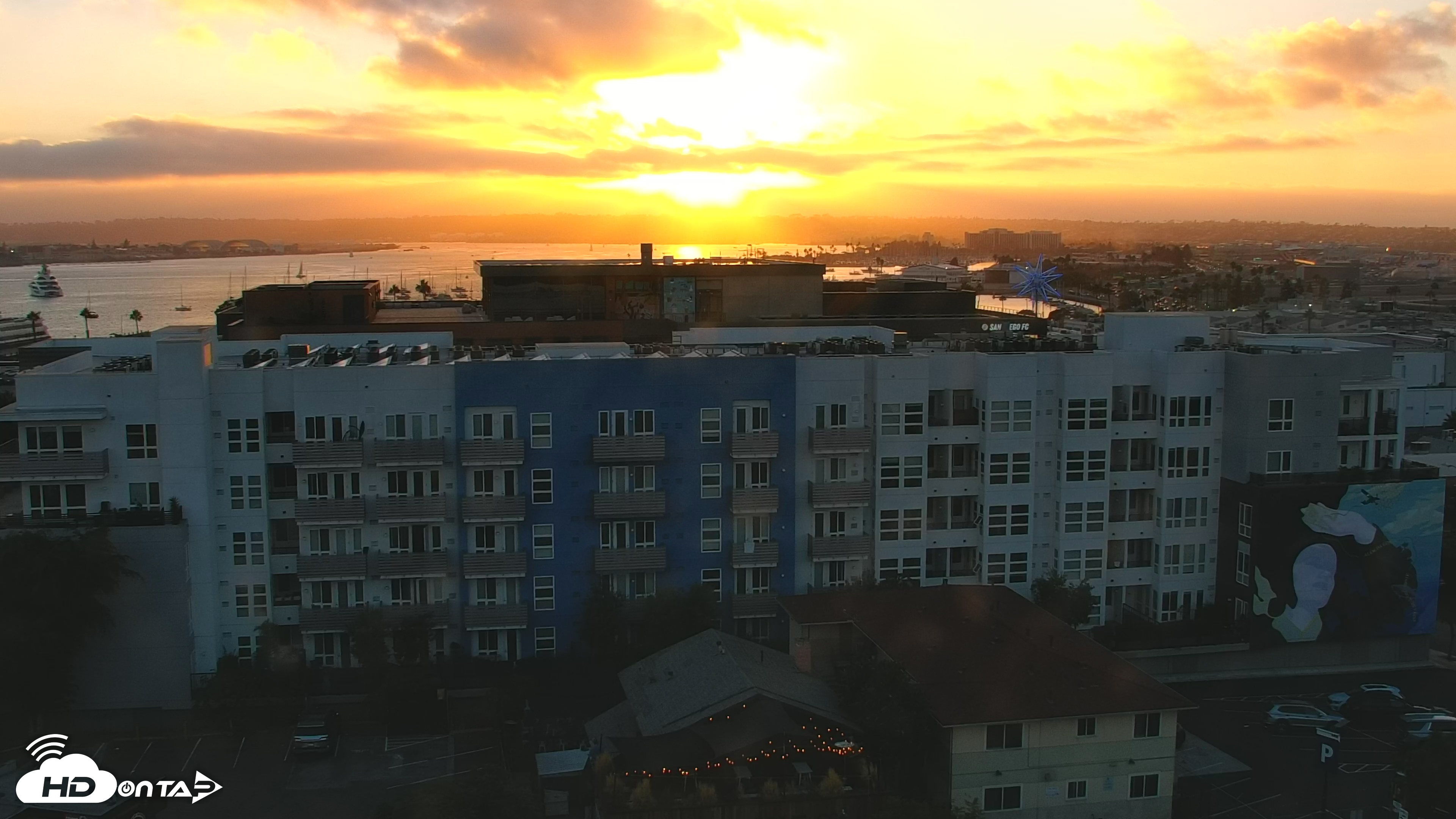 Snapshot of SD Lindbergh Airport & Bay Live Webcam taken Oct 12, 2025, 6:03pm PDT