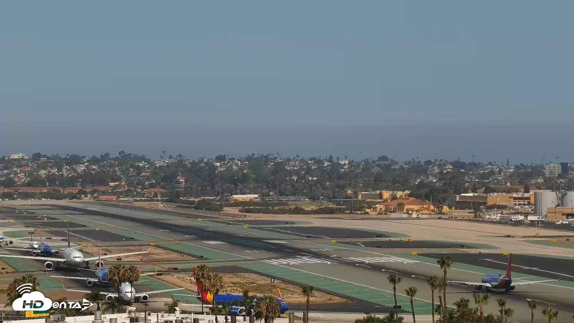 Snapshot of SD Lindbergh Airport & Bay Live Webcam taken Jun 12, 2026, 10:00am PDT