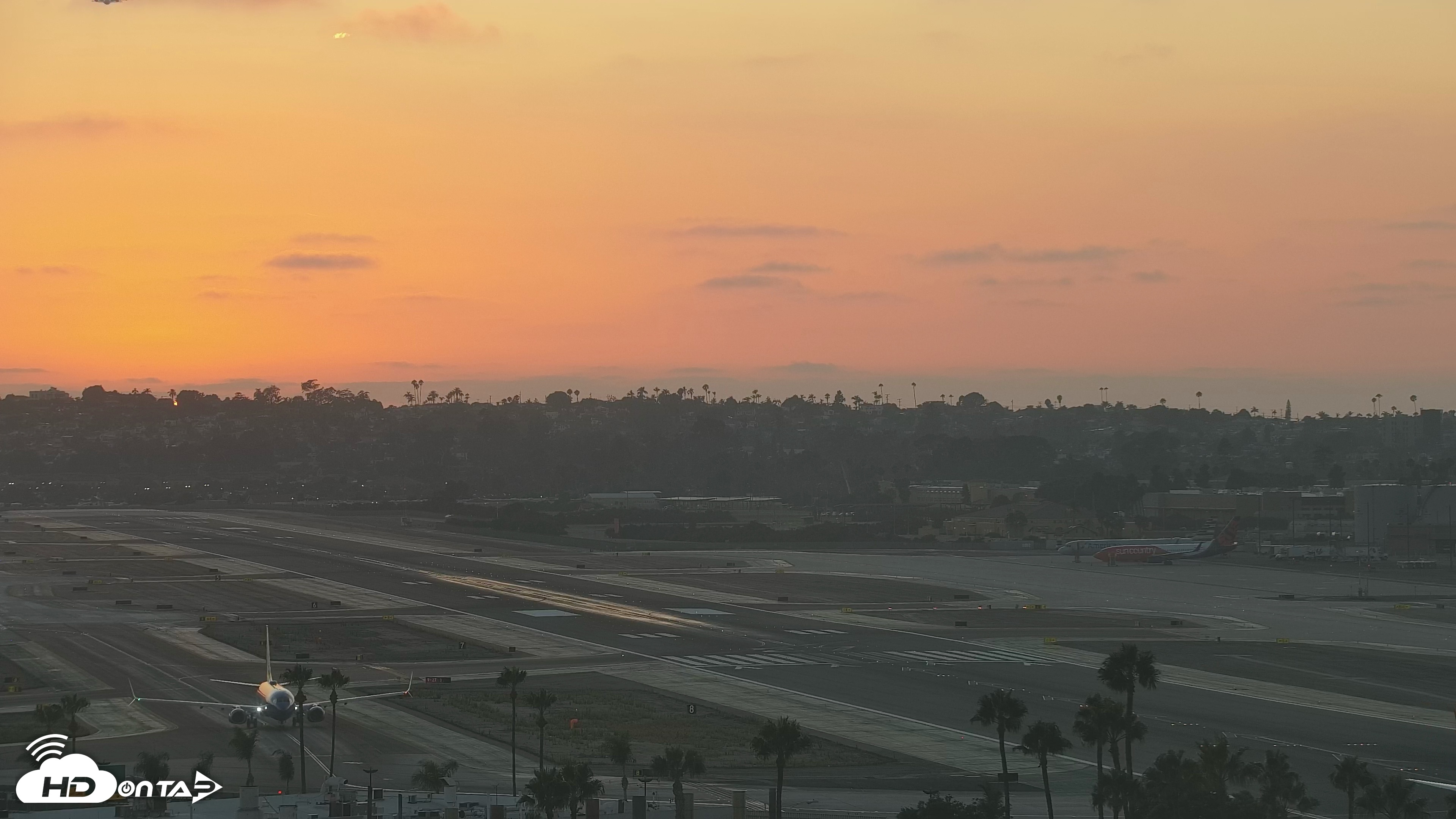 Snapshot of SD Lindbergh Airport & Bay Live Webcam taken Aug 7, 2026, 7:40pm PDT