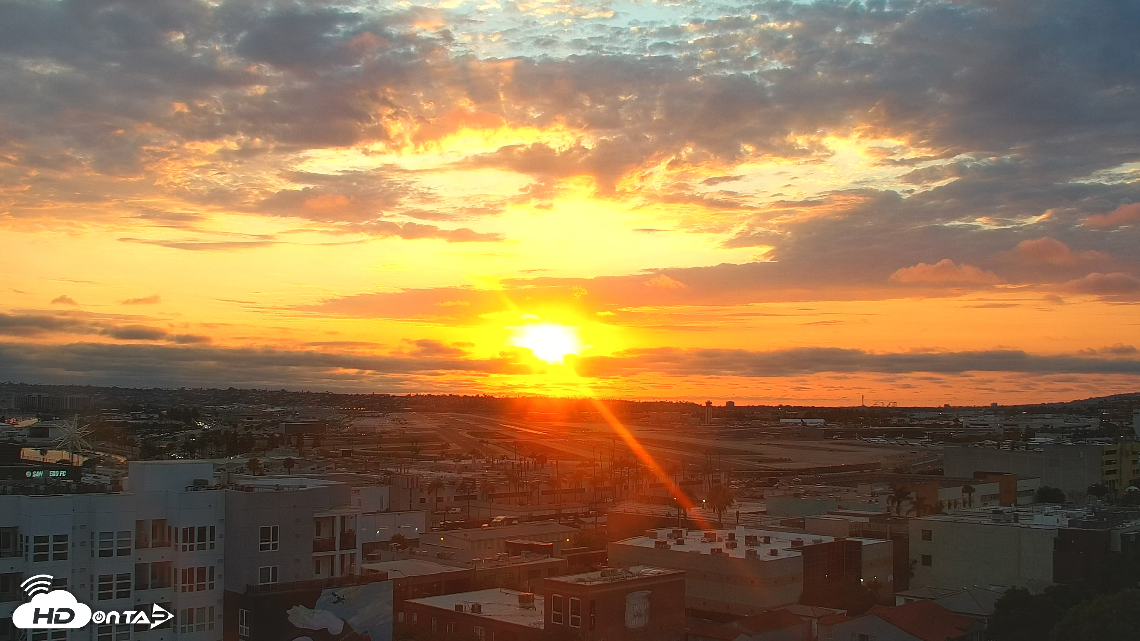 Snapshot of SD Lindbergh Airport & Bay Live Webcam taken Jul 17, 2025, 7:41pm PDT