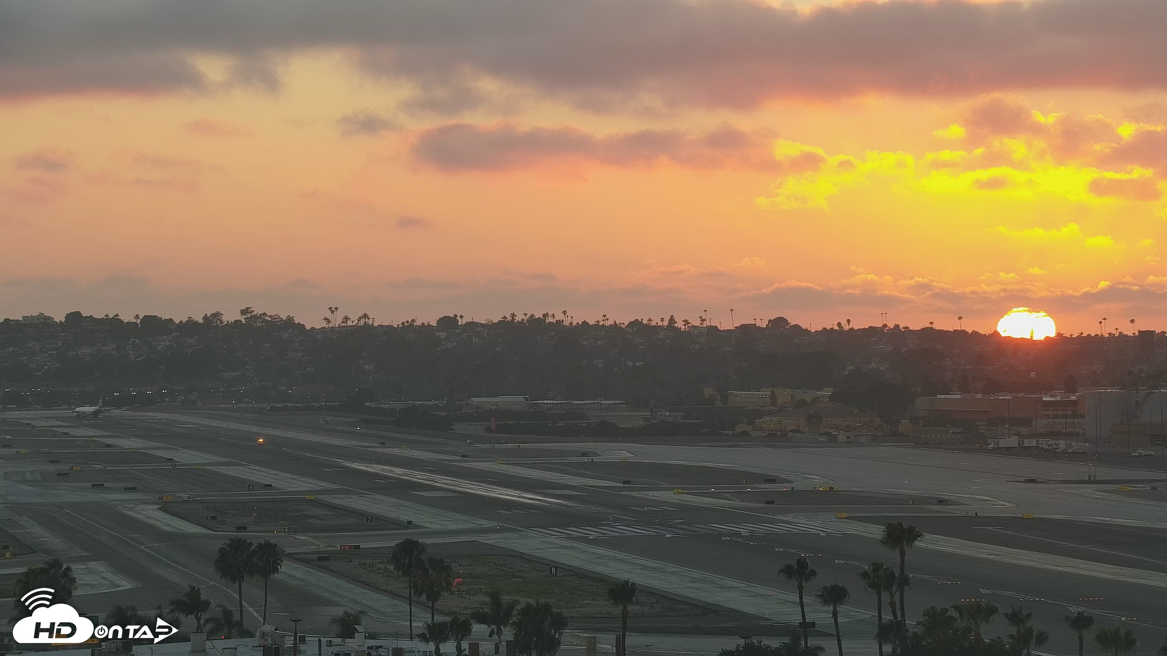 Snapshot of SD Lindbergh Airport & Bay Live Webcam taken Jul 2, 2026, 7:59pm PDT