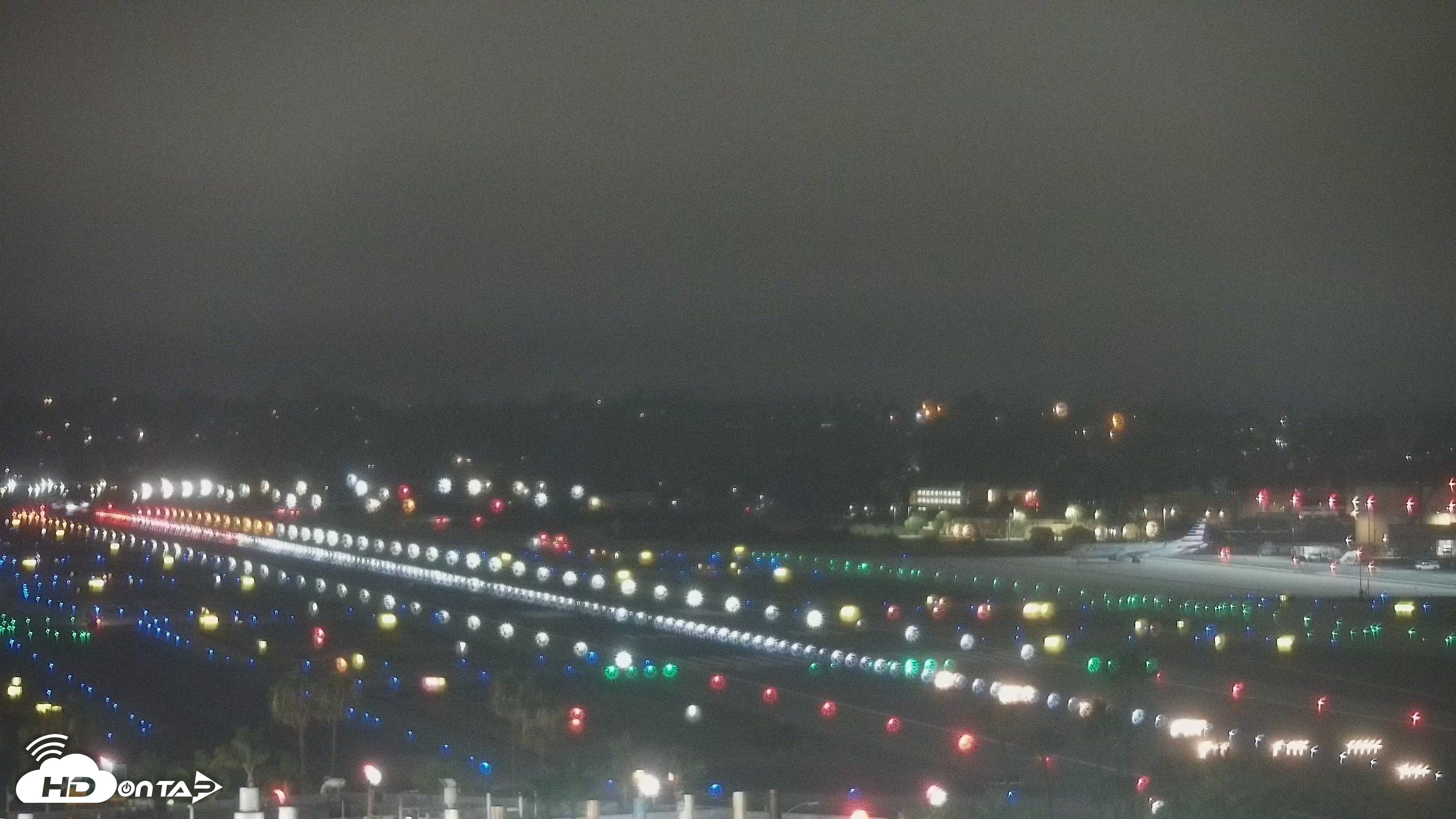 Snapshot of SD Lindbergh Airport & Bay Live Webcam taken Jul 22, 2026, 5:16am PDT