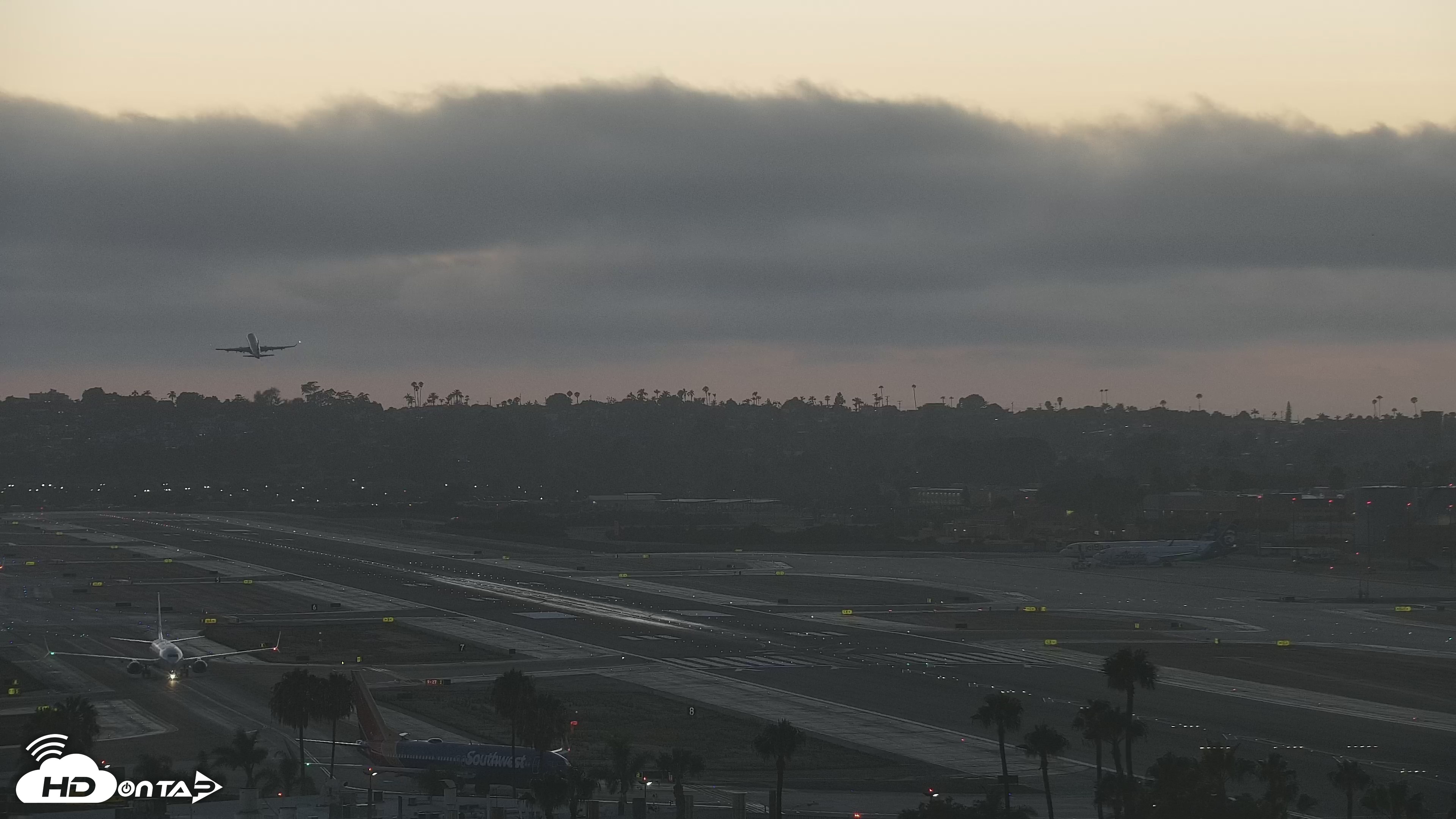 Snapshot of SD Lindbergh Airport & Bay Live Webcam taken Jul 22, 2026, 8:09pm PDT