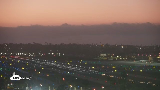 Snapshot of SD Lindbergh Airport & Bay Live Webcam taken Sep 29, 2026, 7:07pm PDT