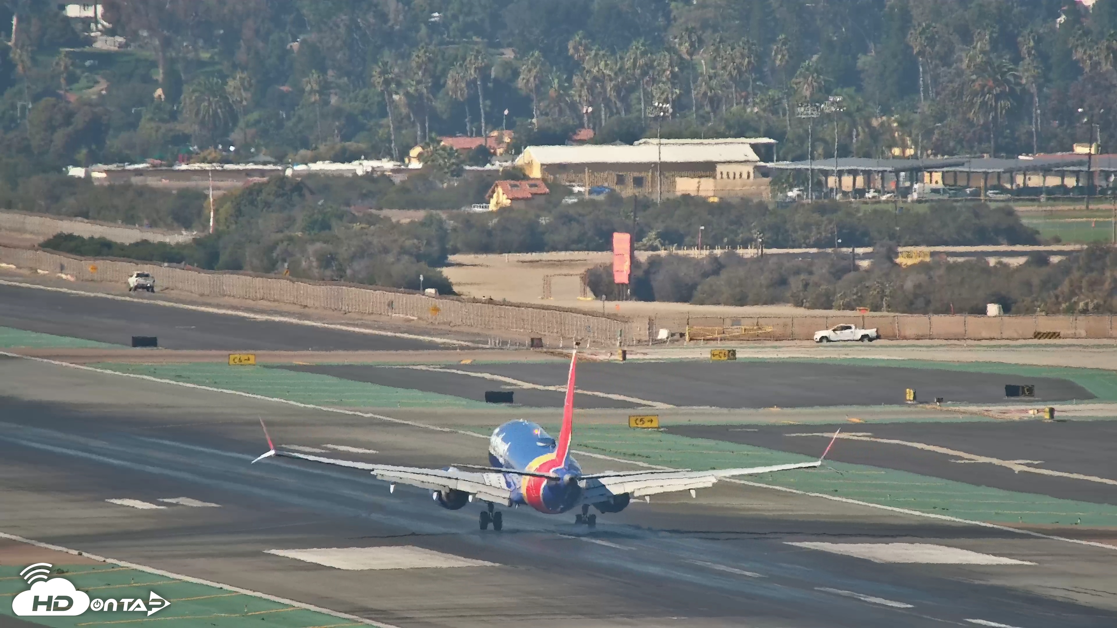 Snapshot of SD Lindbergh Airport & Bay Live Webcam taken Nov 10, 2025, 11:26am PST