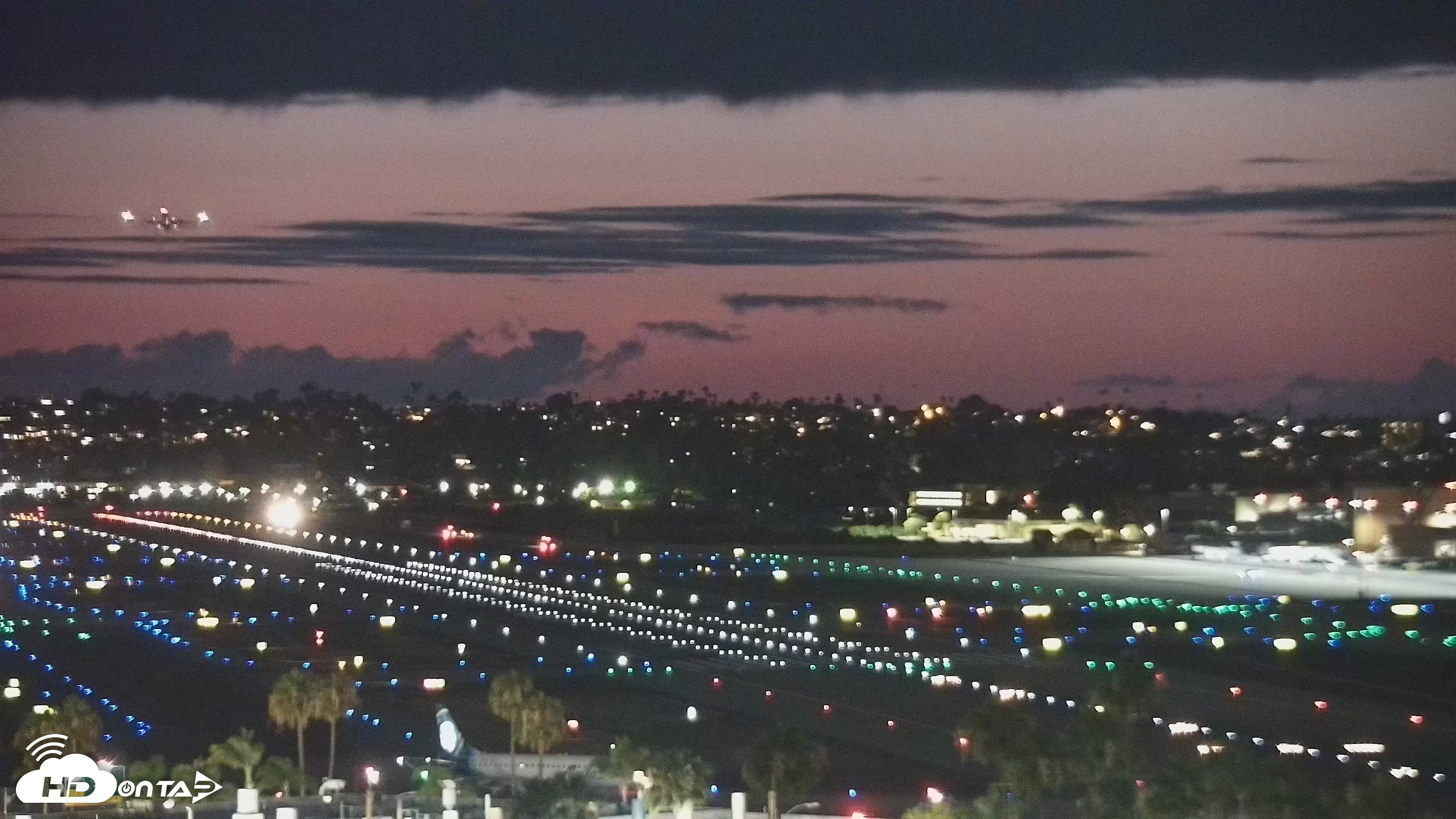 Snapshot of SD Lindbergh Airport & Bay Live Webcam taken Apr 26, 2026, 8:11pm PDT