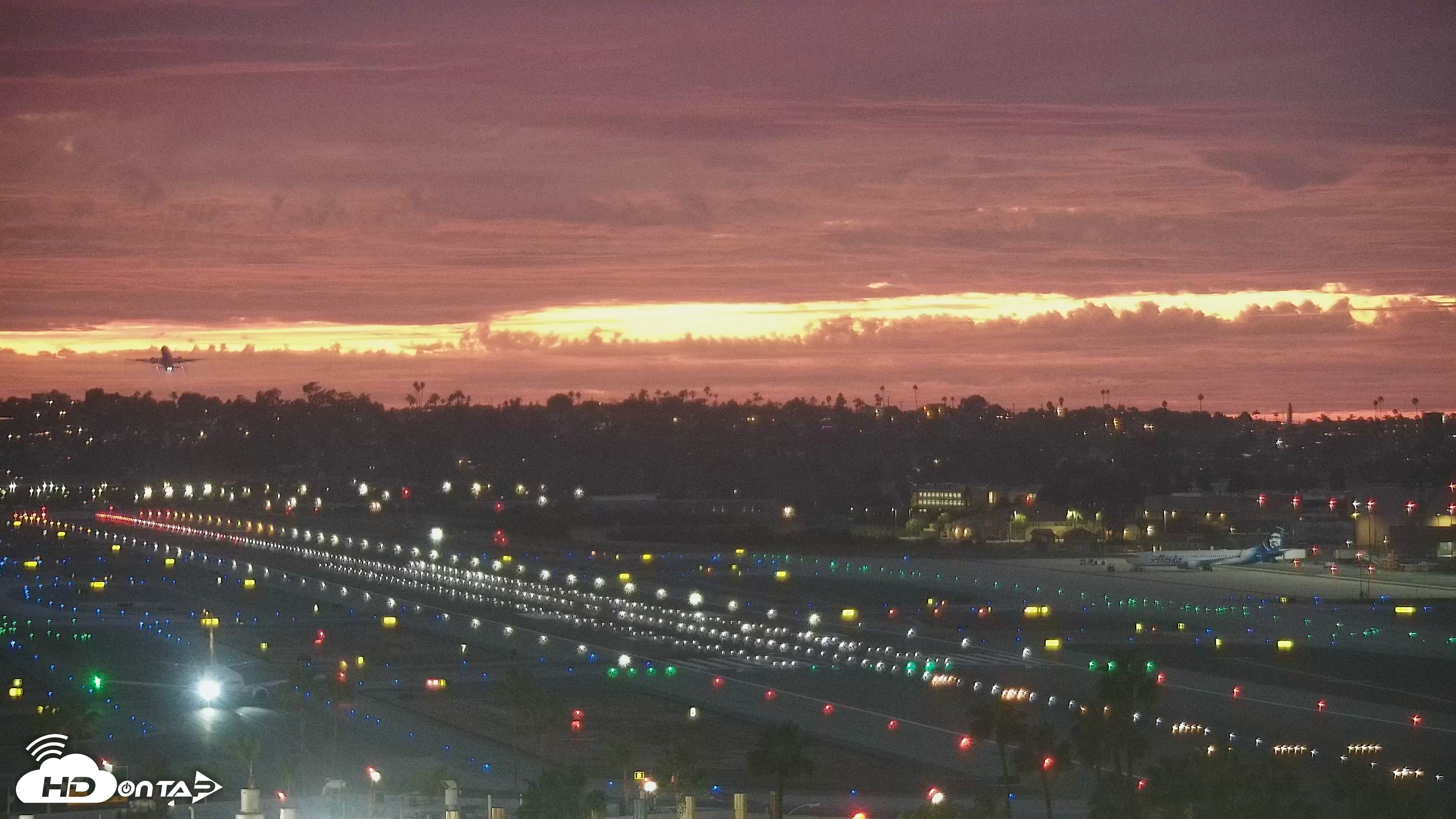 Snapshot of SD Lindbergh Airport & Bay Live Webcam taken Sep 27, 2026, 6:59pm PDT
