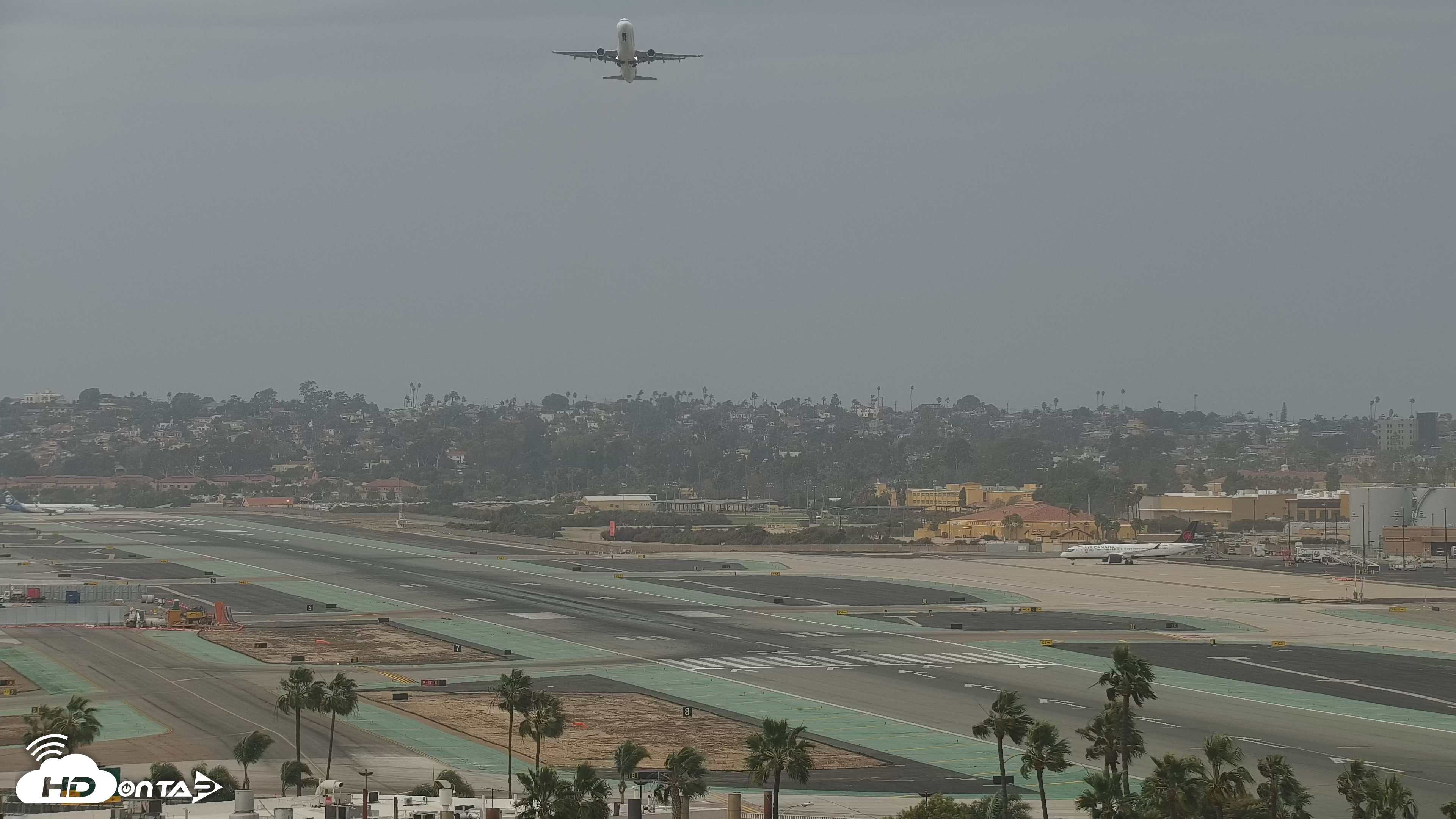 Snapshot of SD Lindbergh Airport & Bay Live Webcam taken Dec 24, 2025, 12:28pm PST