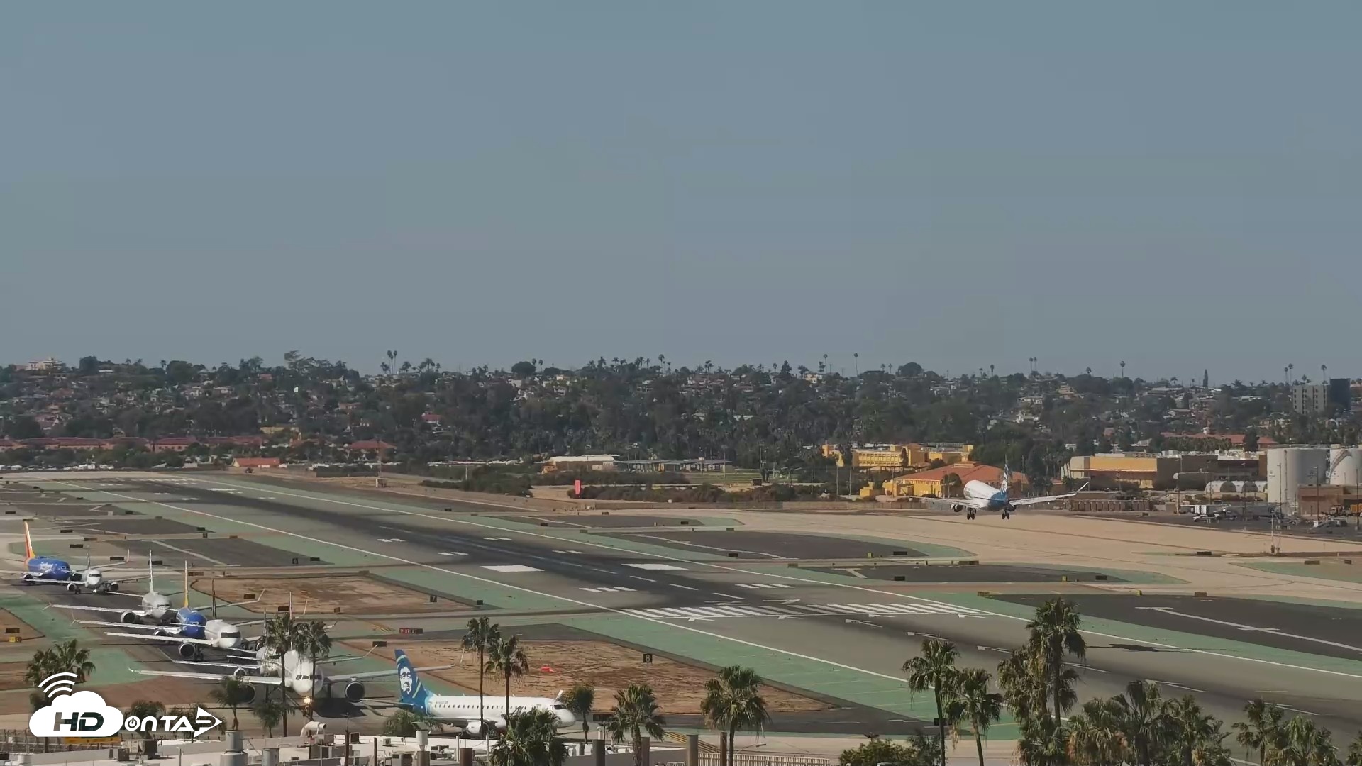 Snapshot of SD Lindbergh Airport & Bay Live Webcam taken Oct 18, 2026, 1:21pm PDT
