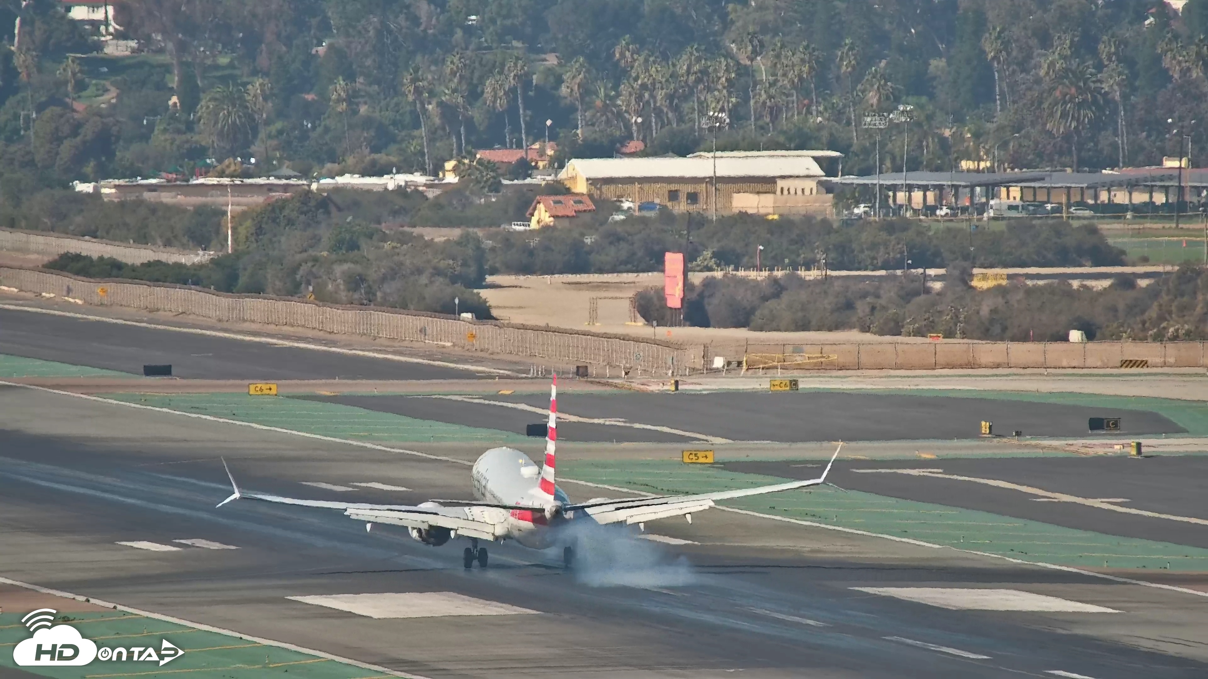 Snapshot of SD Lindbergh Airport & Bay Live Webcam taken Nov 10, 2025, 11:12am PST