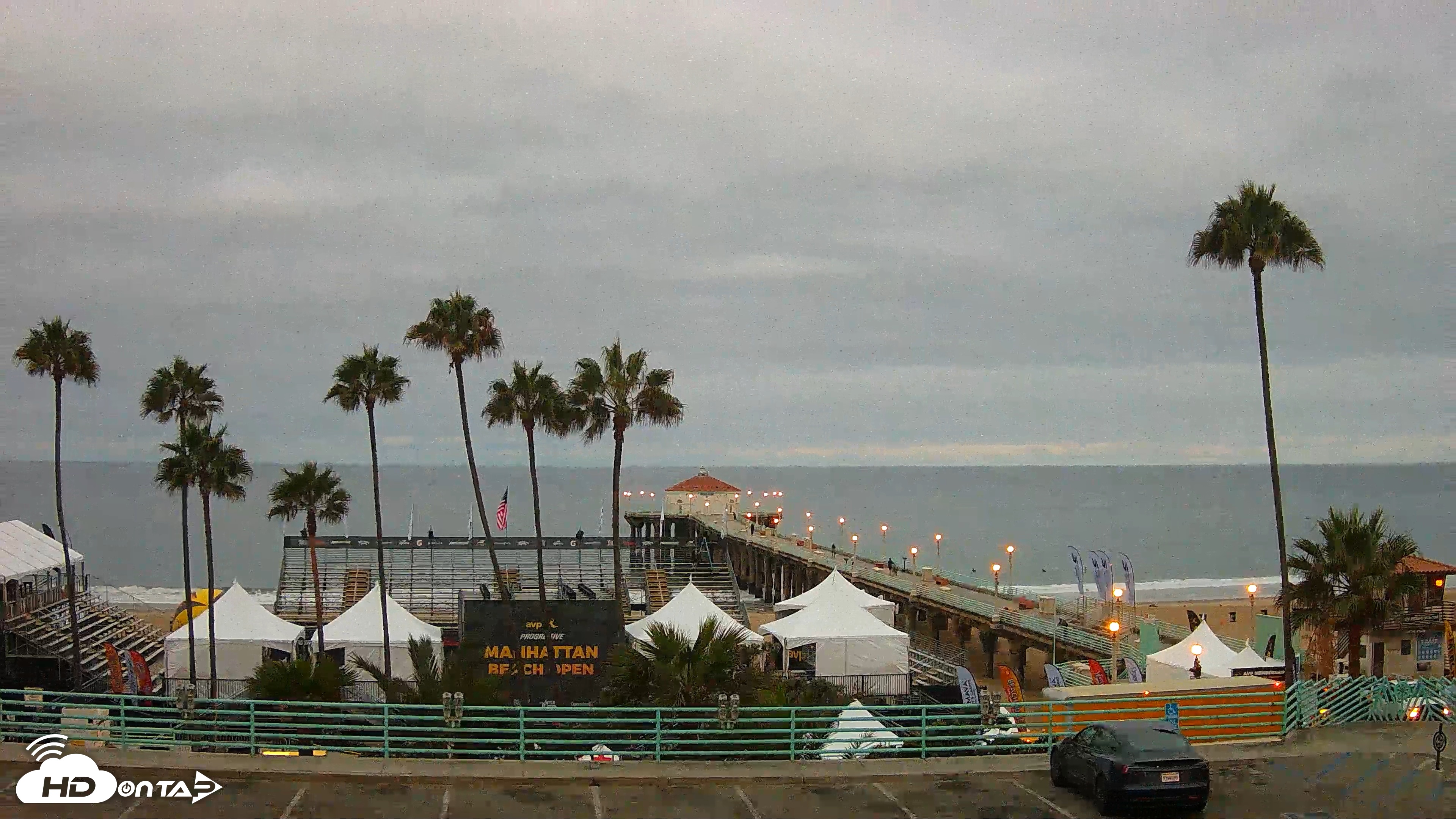 Snapshot of Manhattan Beach Pier Ultra HD Live Webcam taken Aug 14, 2026, 6:11am PDT