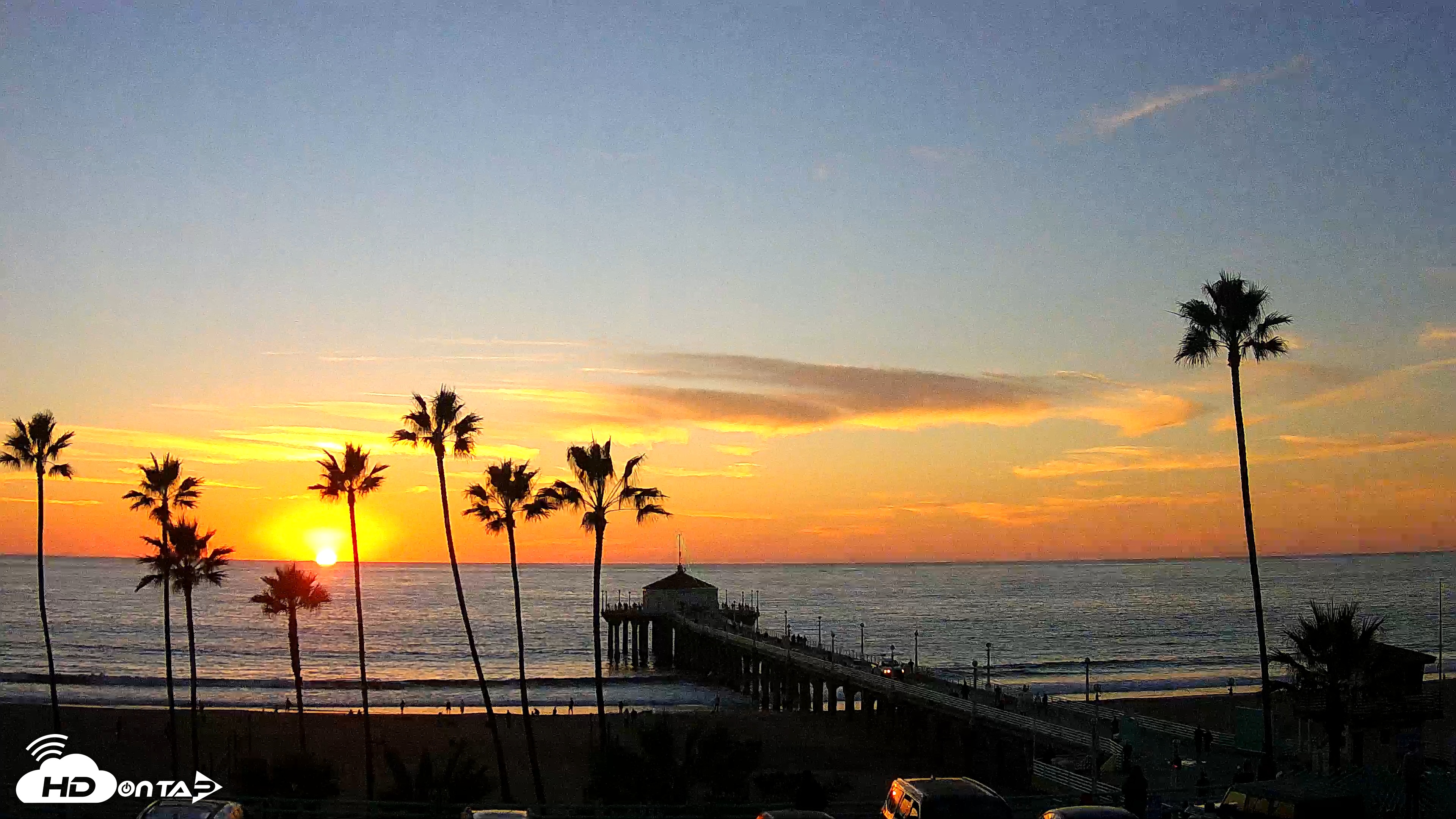 Snapshot of Manhattan Beach Pier Ultra HD Live Webcam taken Dec 15, 2025, 4:47pm PST