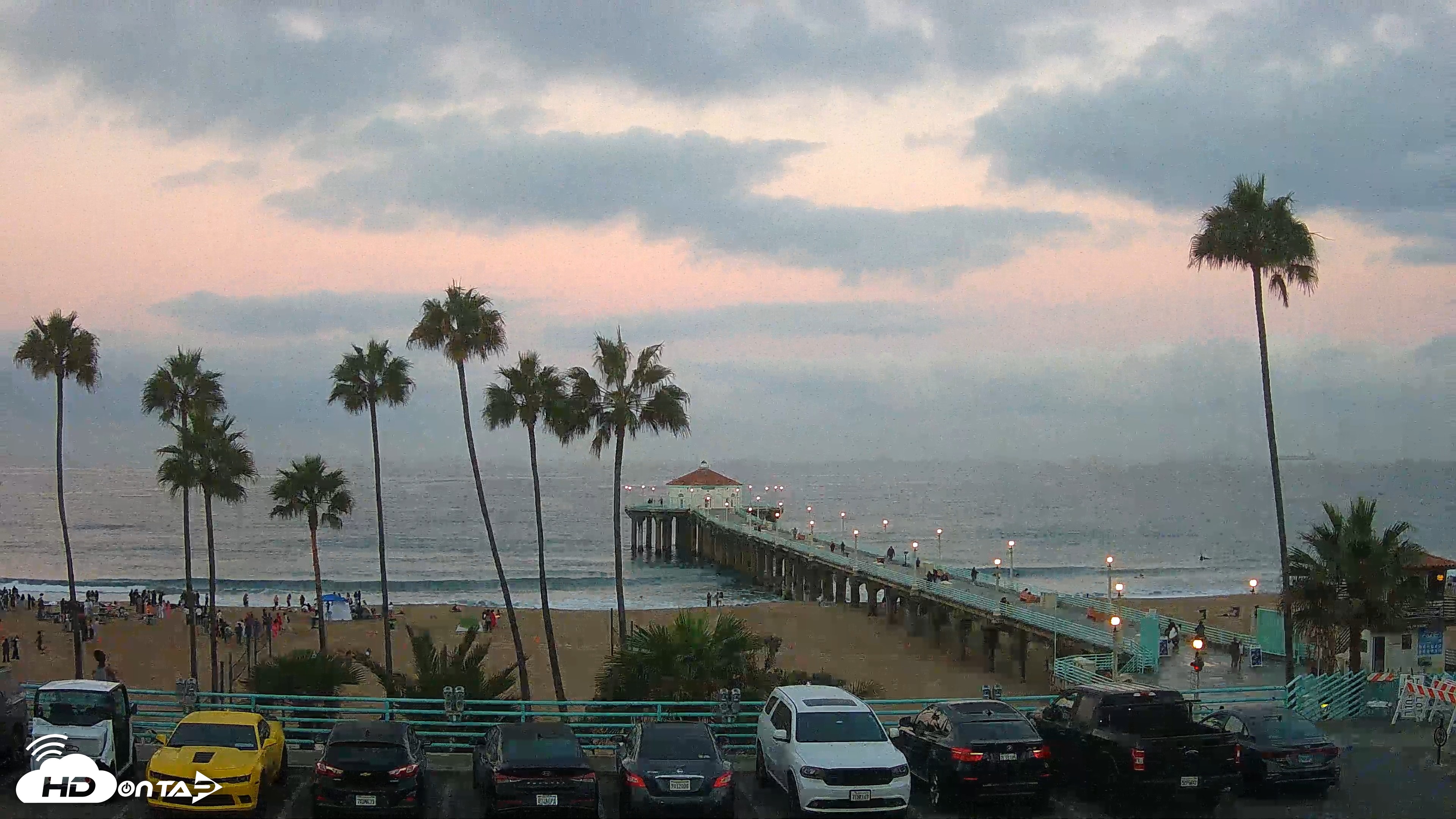 Snapshot of Manhattan Beach Pier Ultra HD Live Webcam taken Sep 4, 2026, 6:25am PDT