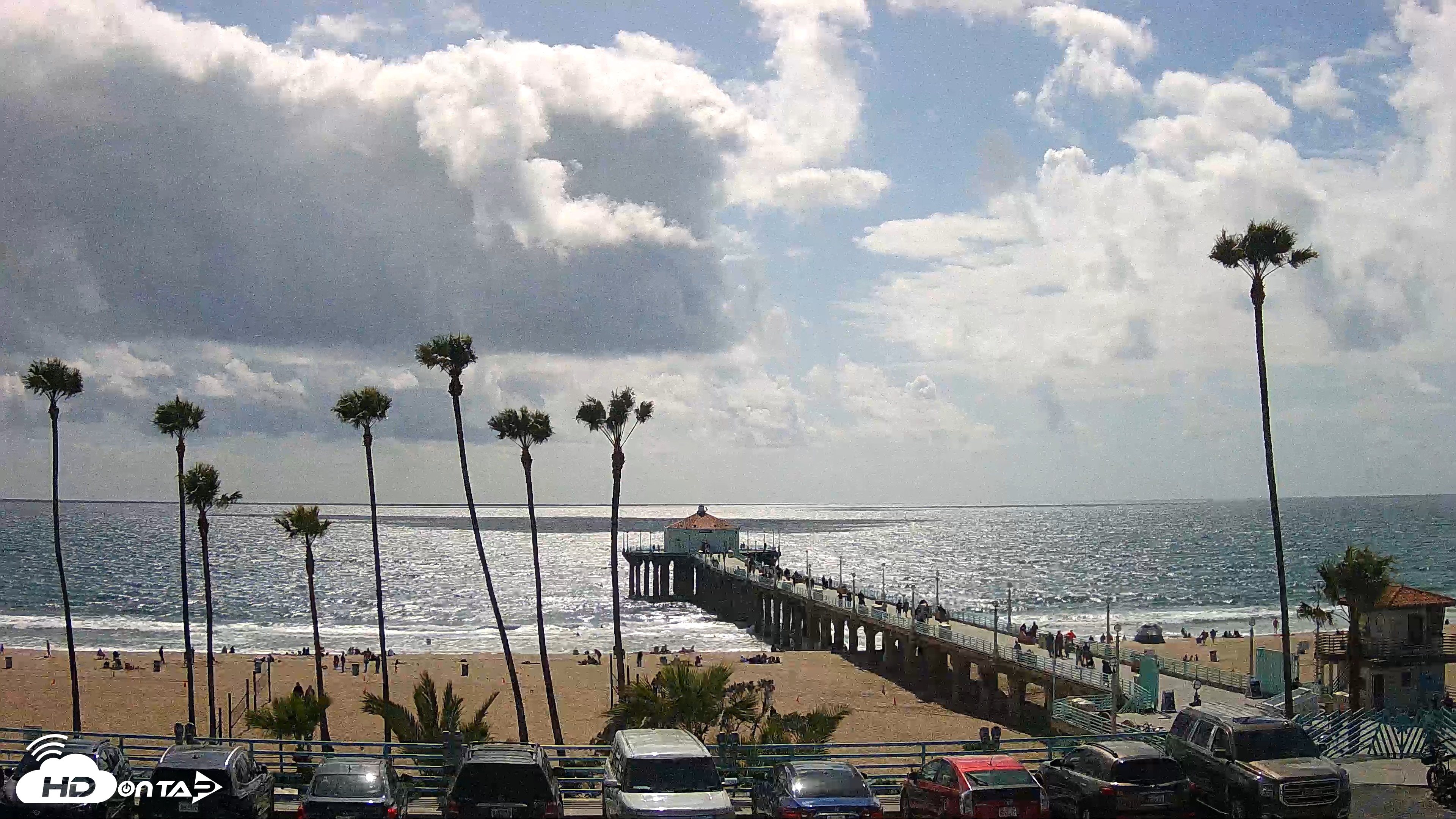 Snapshot of Manhattan Beach Pier Ultra HD Live Webcam taken Apr 26, 2026, 3:36pm PDT