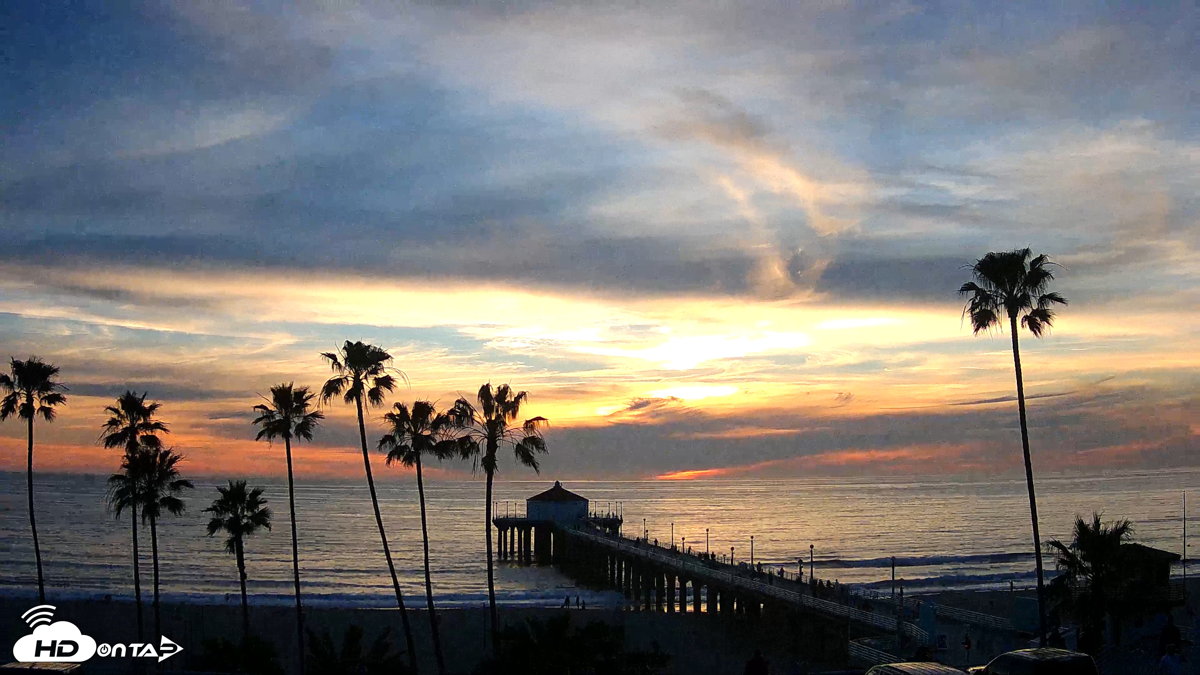 Snapshot of Manhattan Beach Pier Ultra HD Live Webcam taken Feb 24, 2026, 5:41pm PST