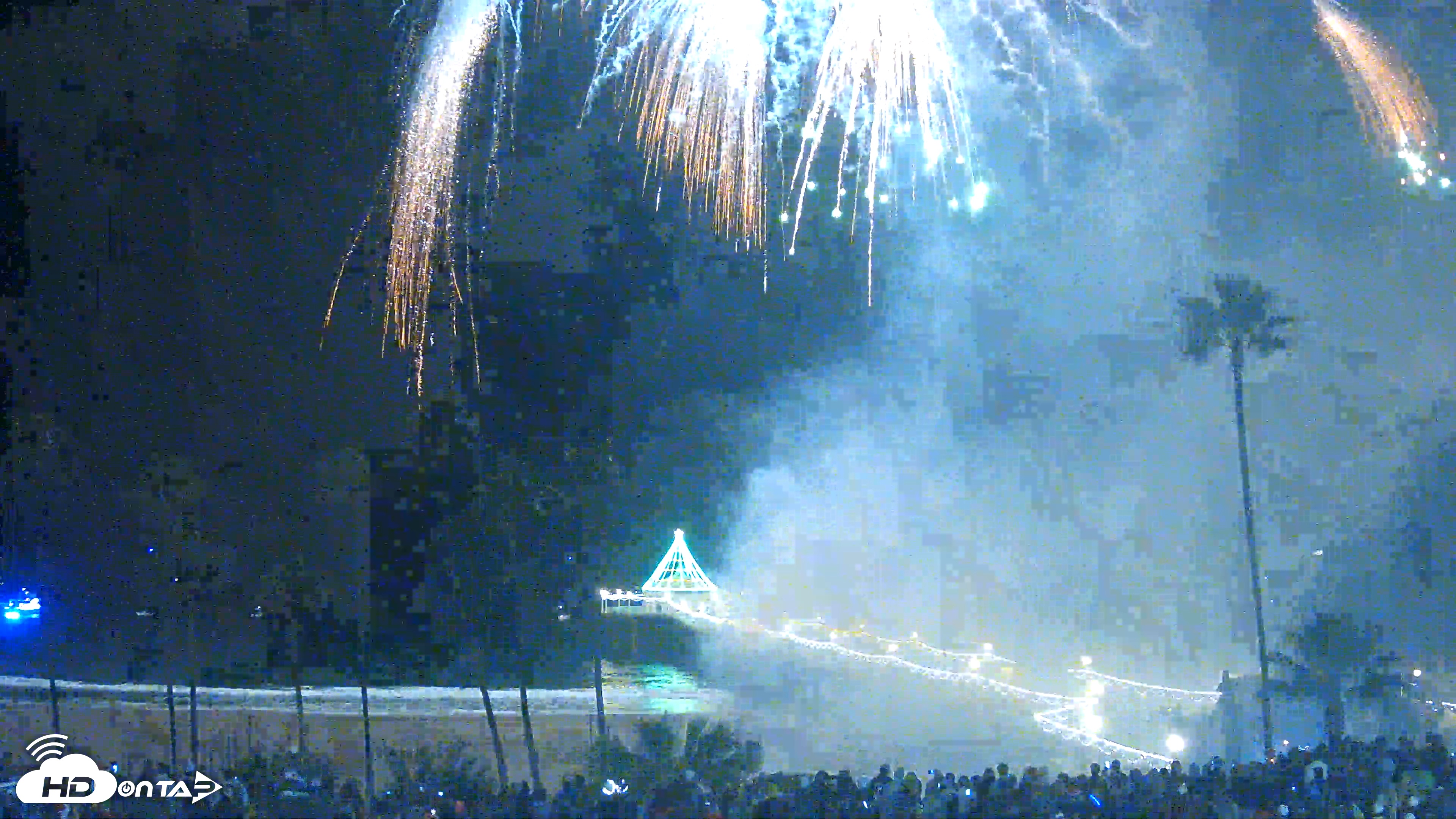 Snapshot of Manhattan Beach Pier Ultra HD Live Webcam taken Dec 14, 2025, 7:08pm PST