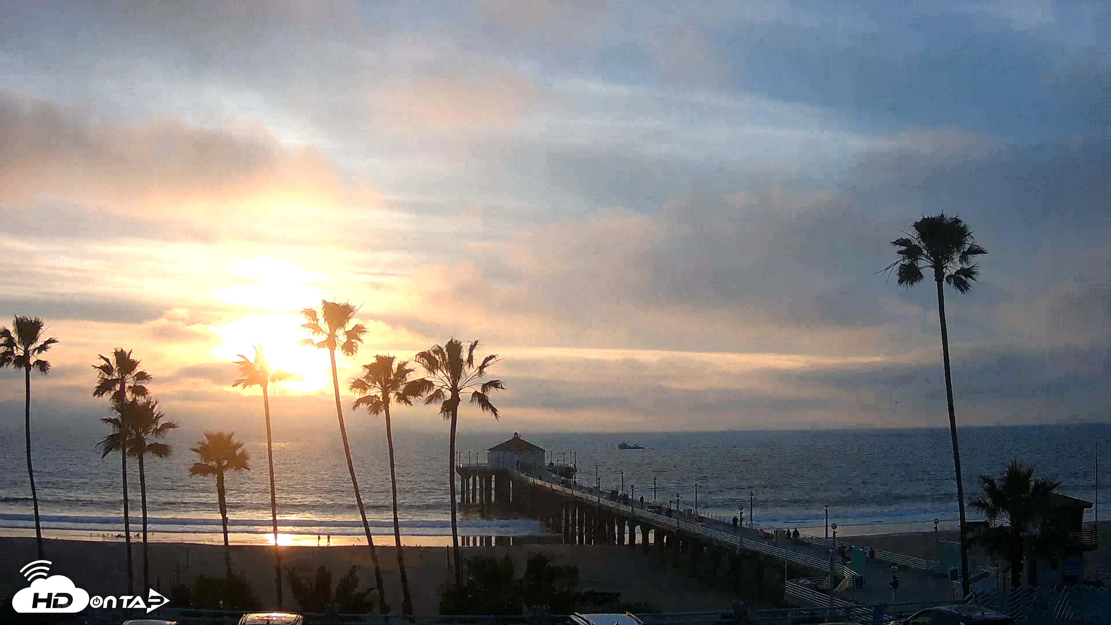 Snapshot of Manhattan Beach Pier Ultra HD Live Webcam taken Jan 20, 2026, 4:53pm PST