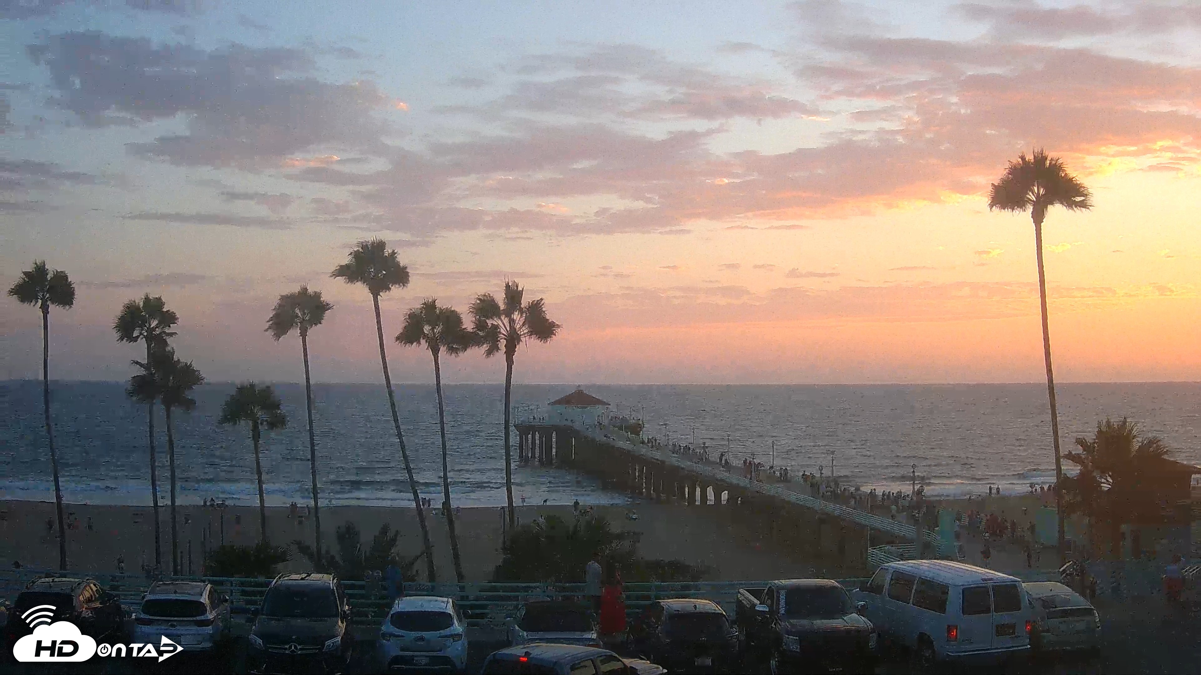 Snapshot of Manhattan Beach Pier Ultra HD Live Webcam taken Aug 5, 2026, 7:50pm PDT