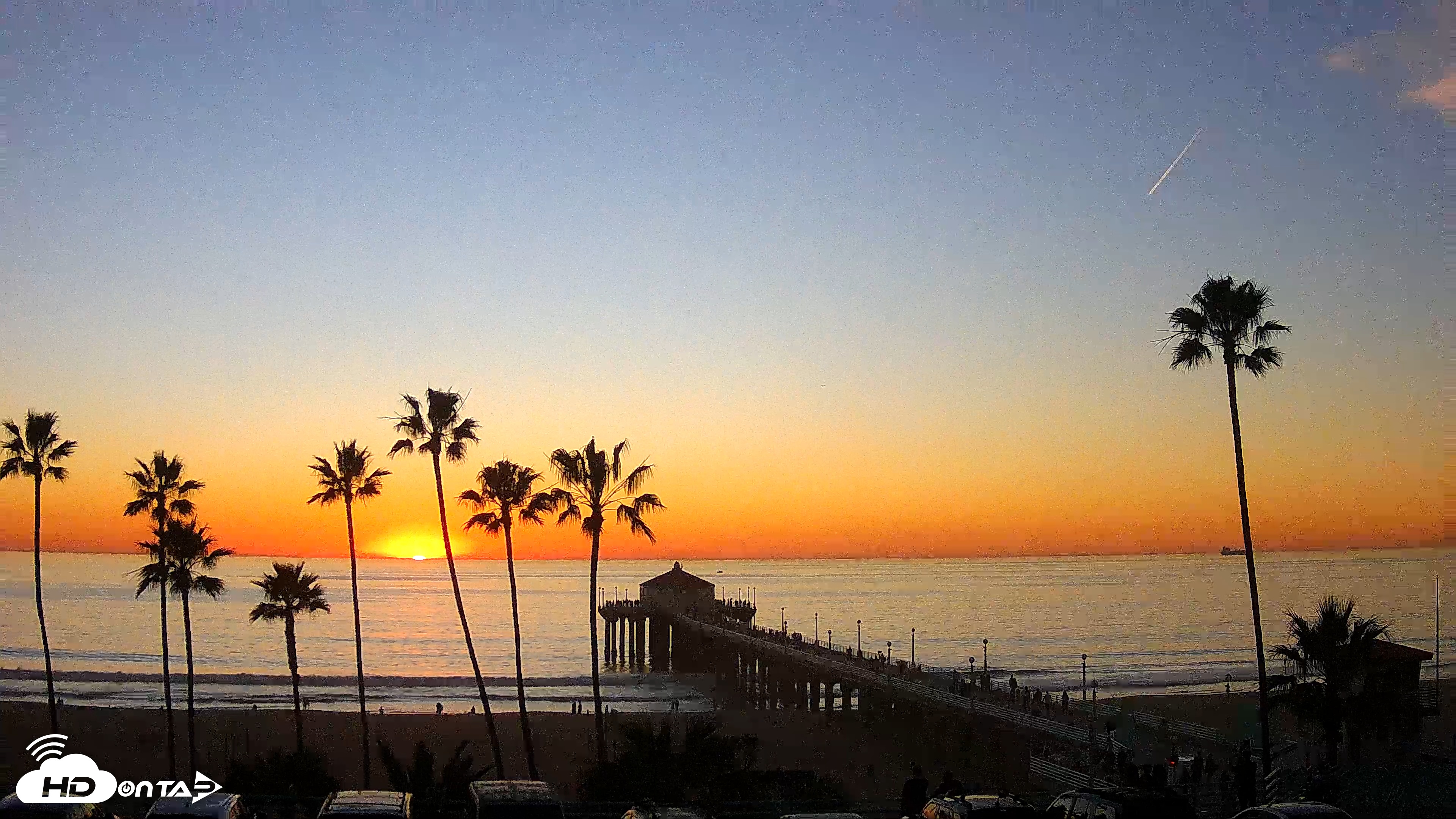 Snapshot of Manhattan Beach Pier Ultra HD Live Webcam taken Jan 14, 2026, 5:11pm PST
