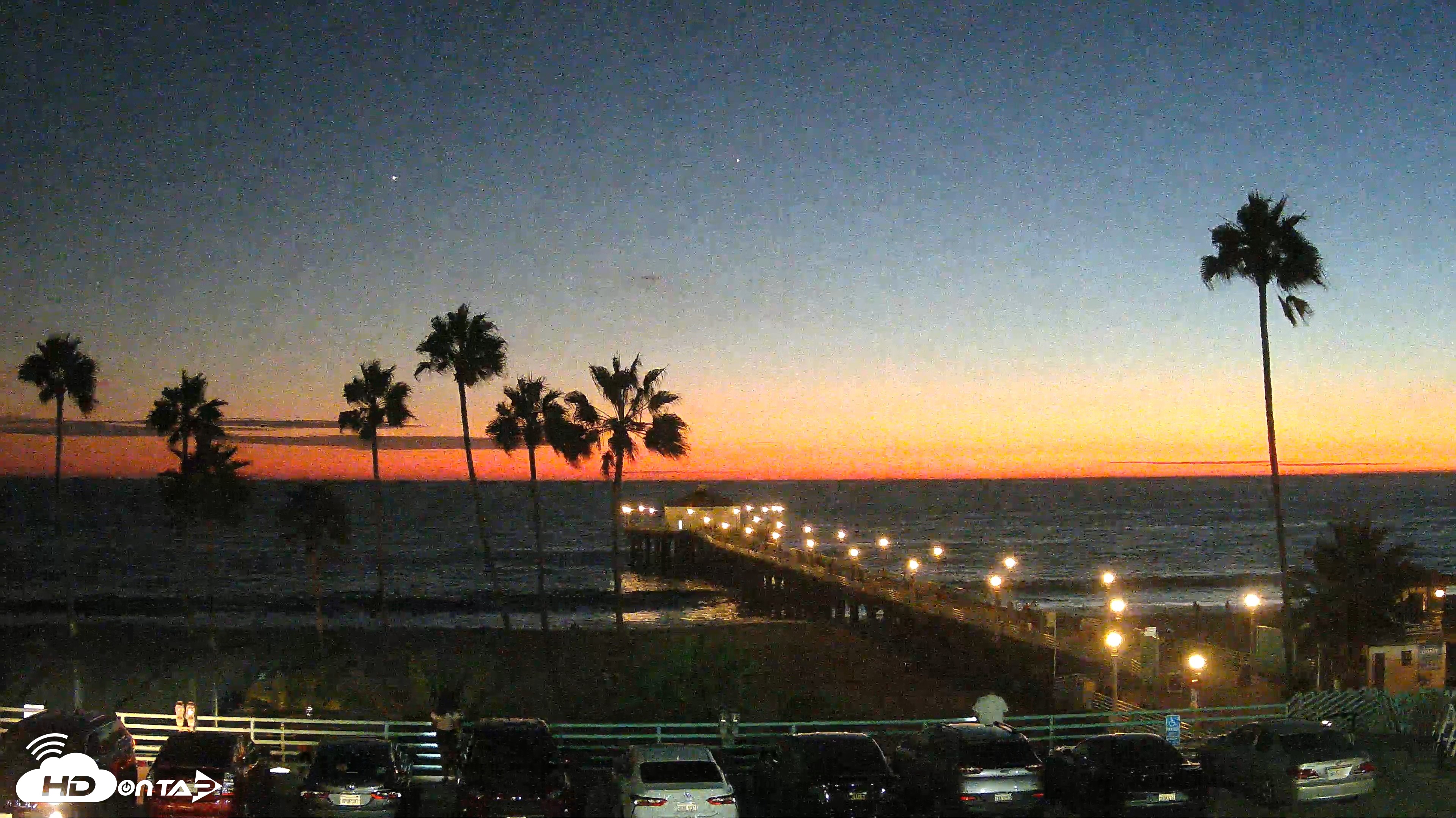 Snapshot of Manhattan Beach Pier Ultra HD Live Webcam taken Sep 9, 2026, 7:47pm PDT