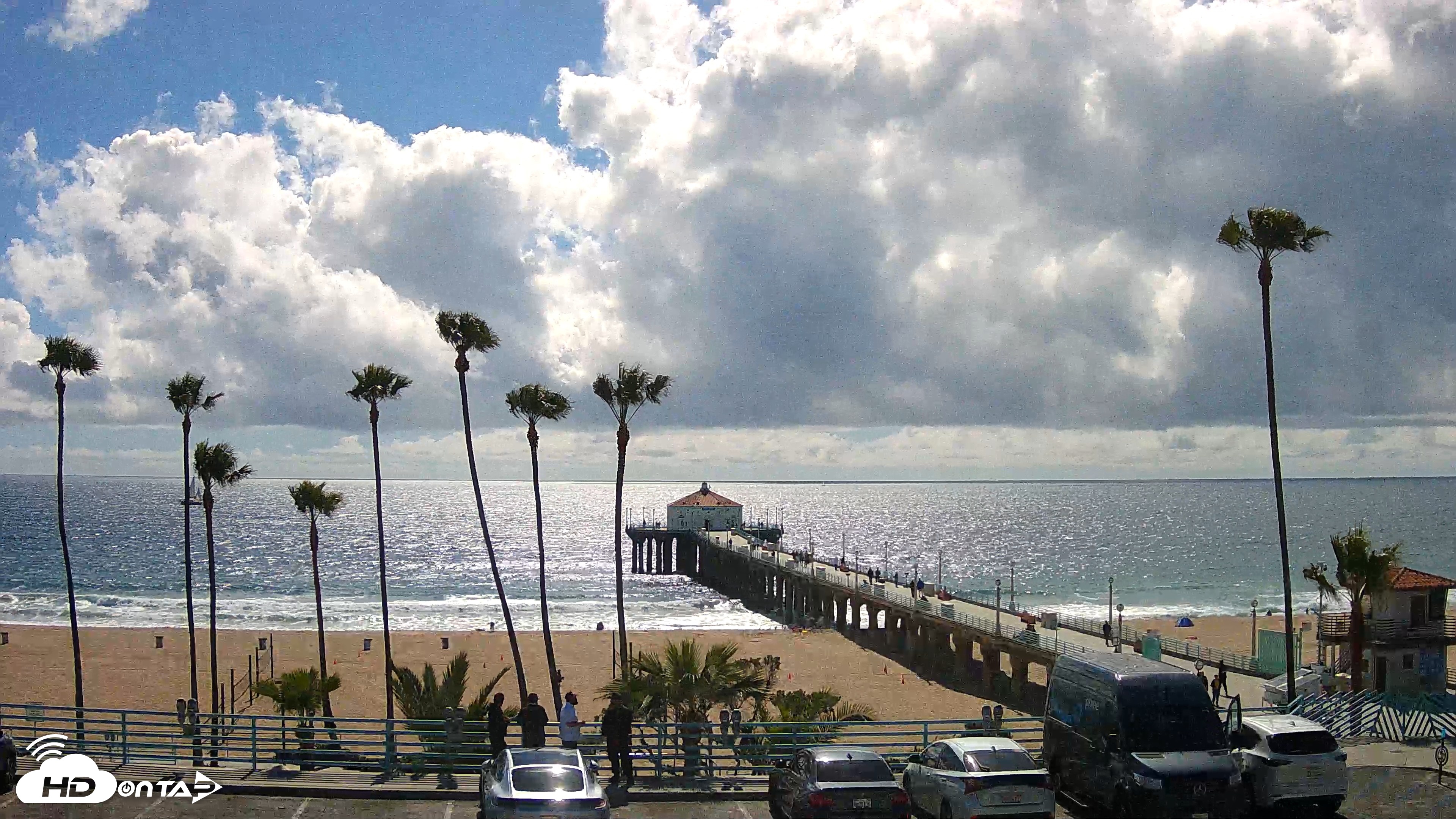 Snapshot of Manhattan Beach Pier Ultra HD Live Webcam taken Apr 21, 2026, 3:53pm PDT